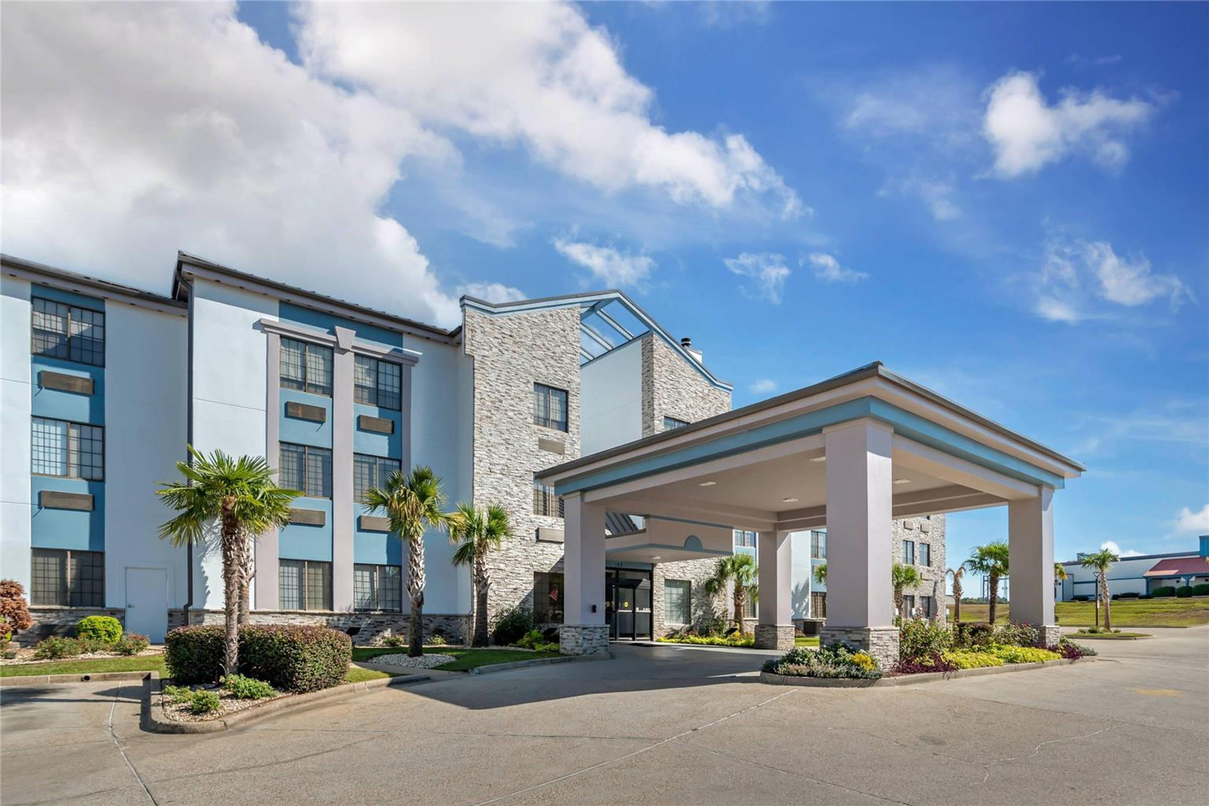 COMFORT SUITES HATTIESBURG NEAR UNI