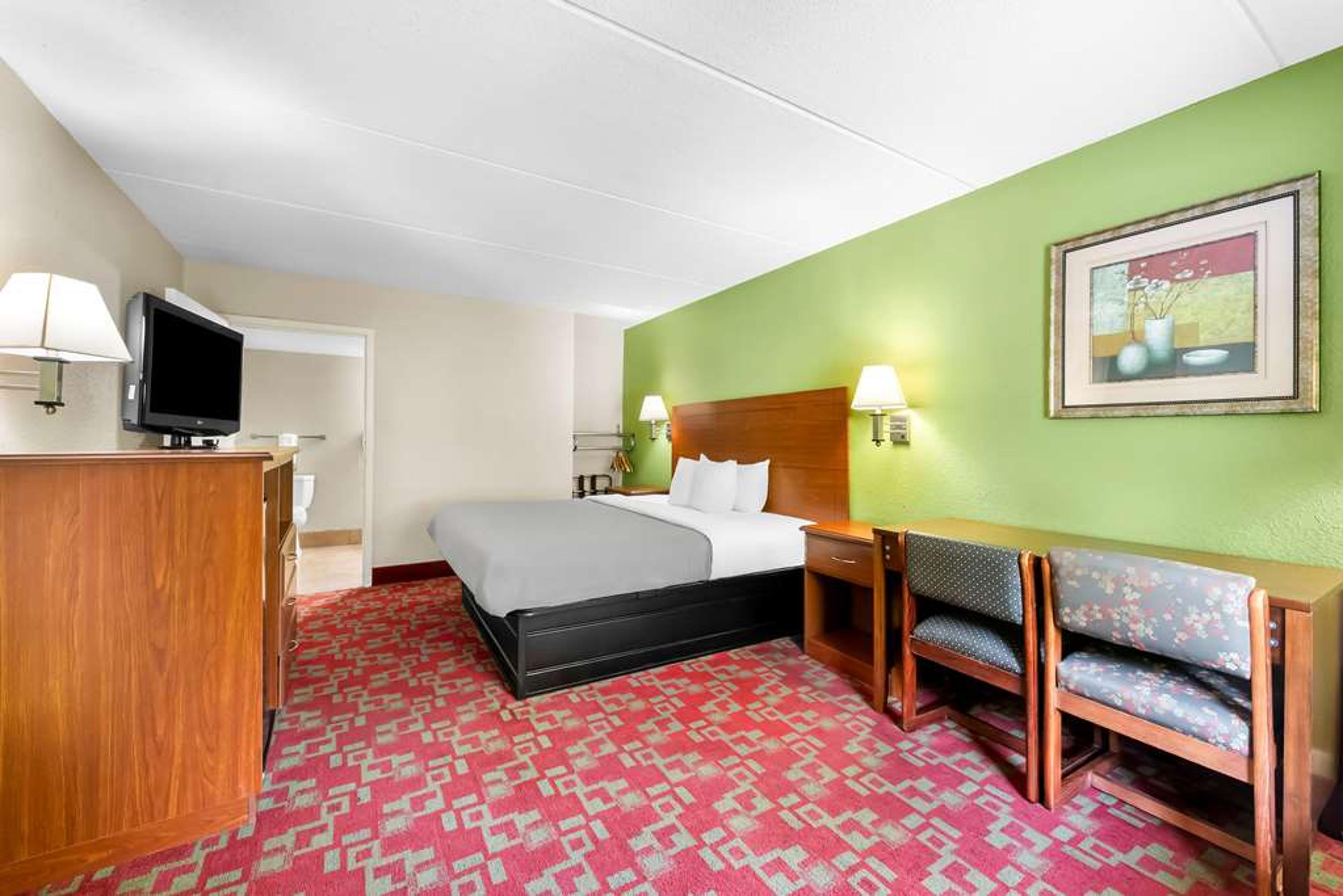 QUALITY INN SELMA - SMITHFIELD