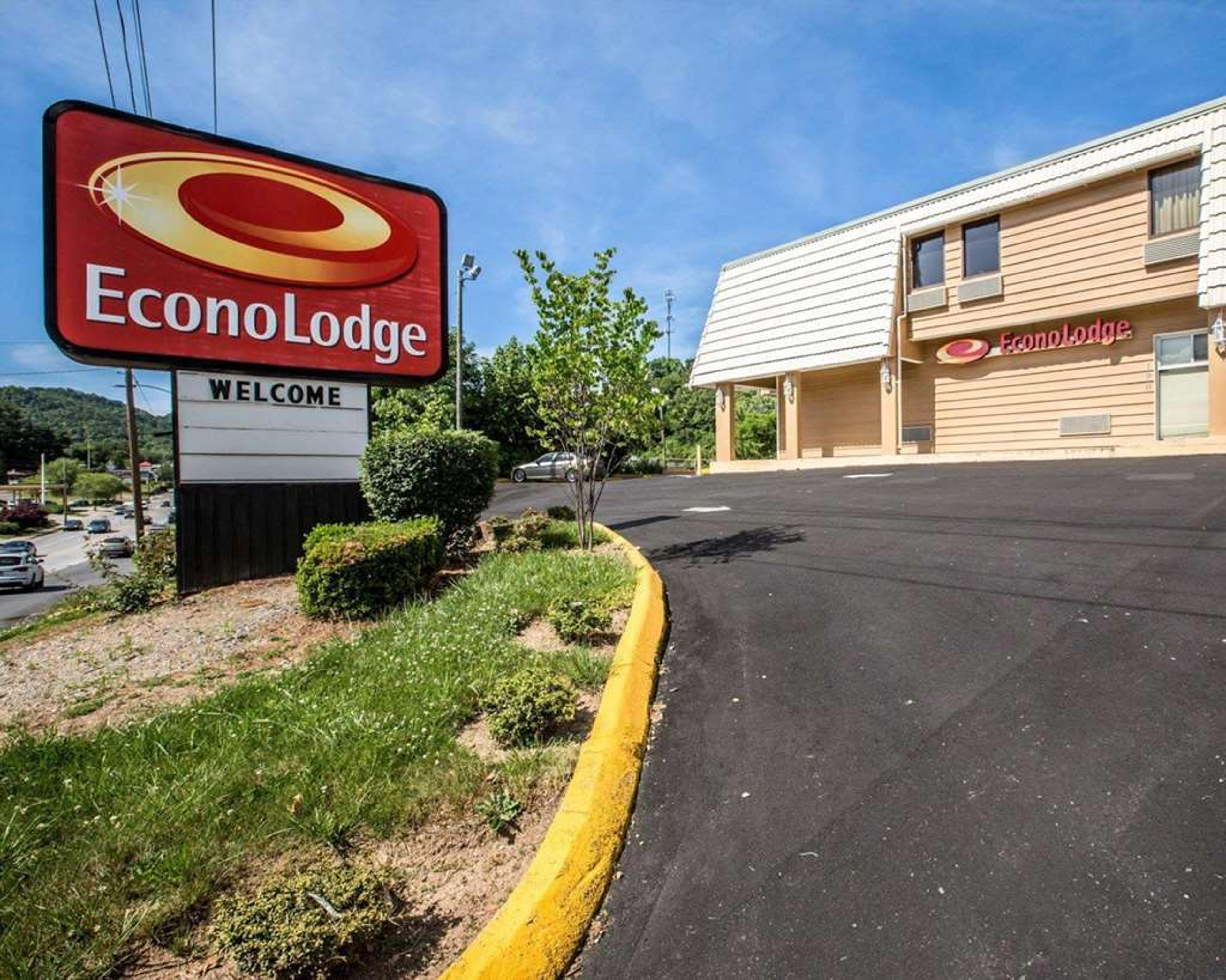 ECONO LODGE BILTMORE