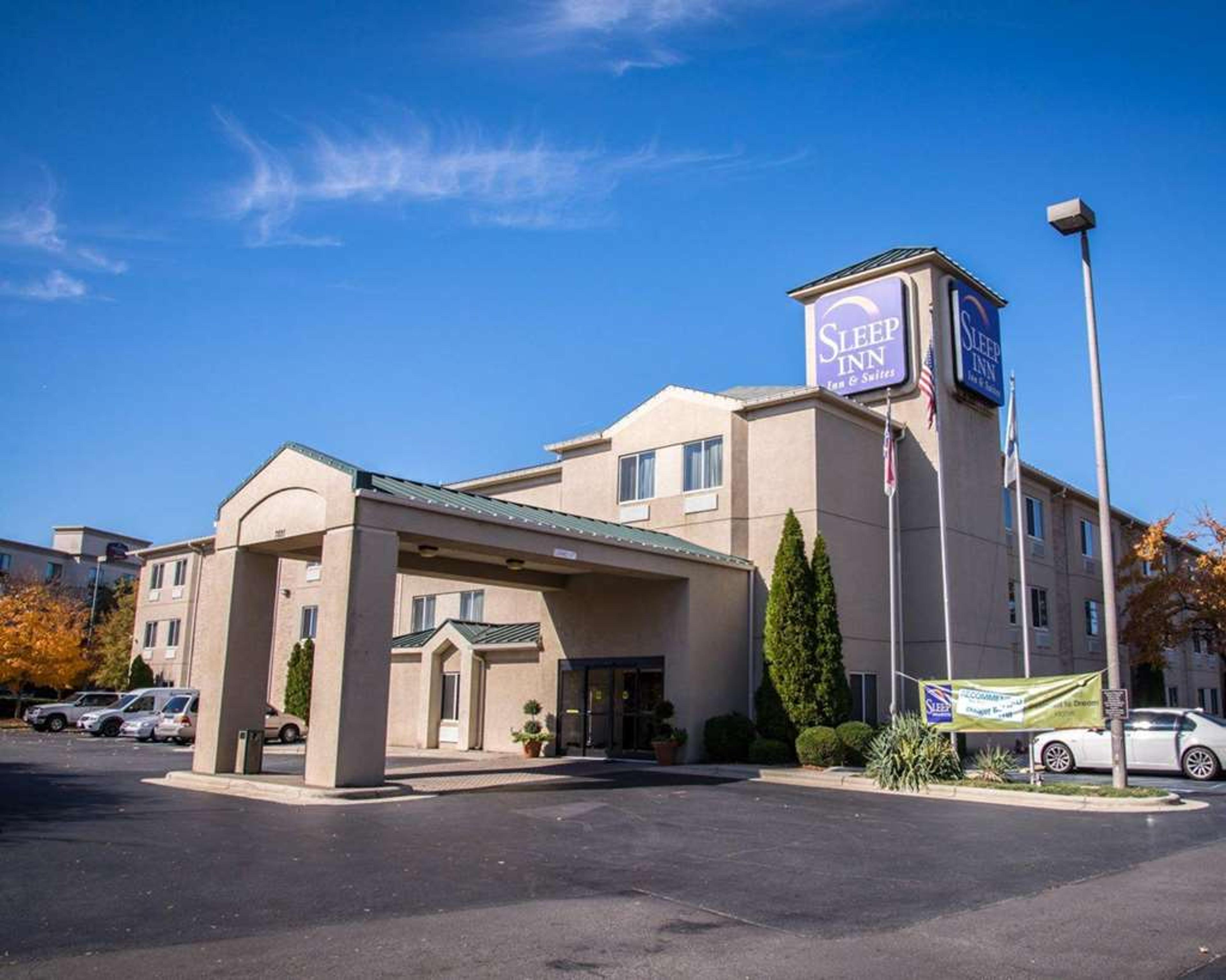 SLEEP INN AND SUITES AT CONCORD MIL