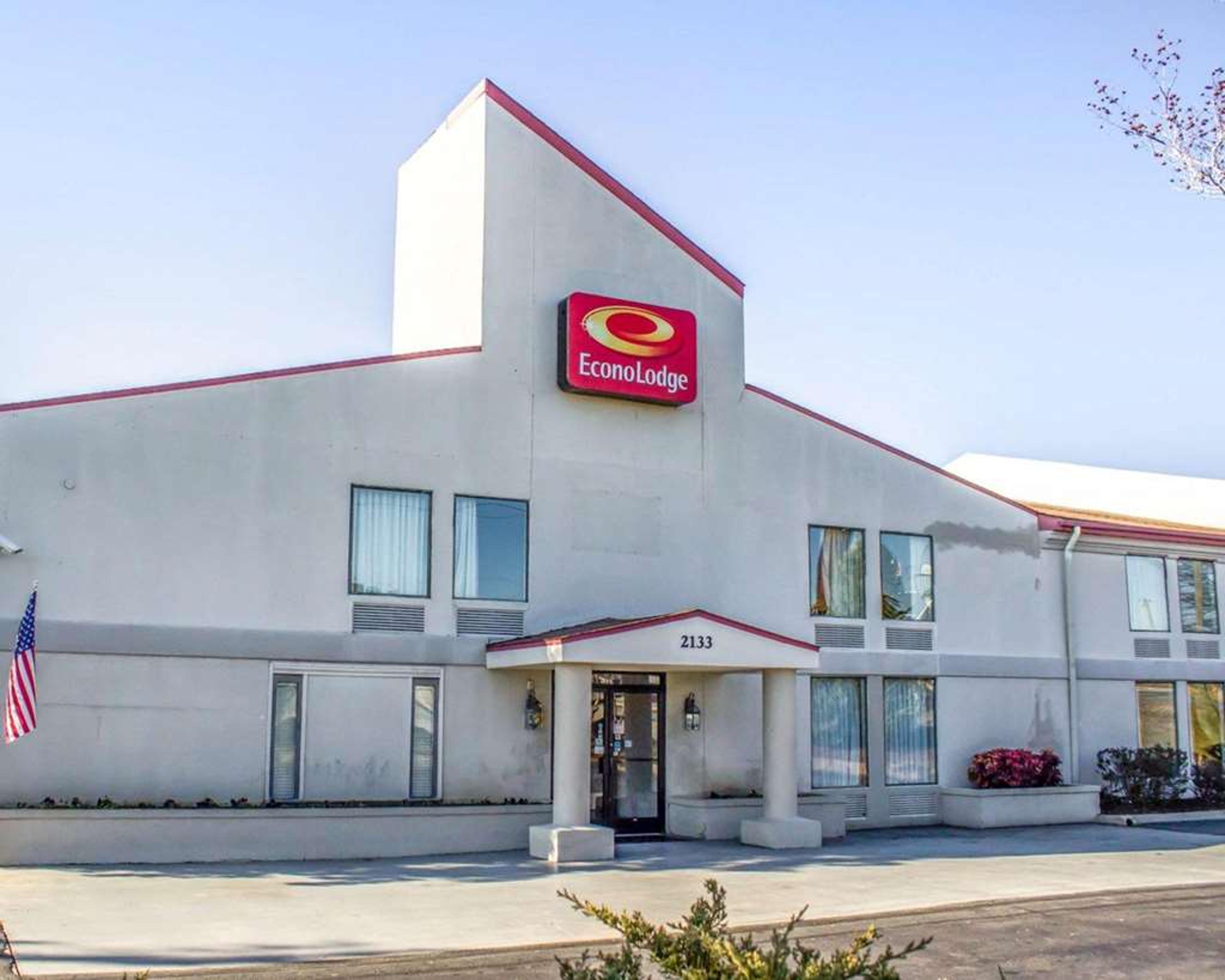 ECONO LODGE BURLINGTON I-40