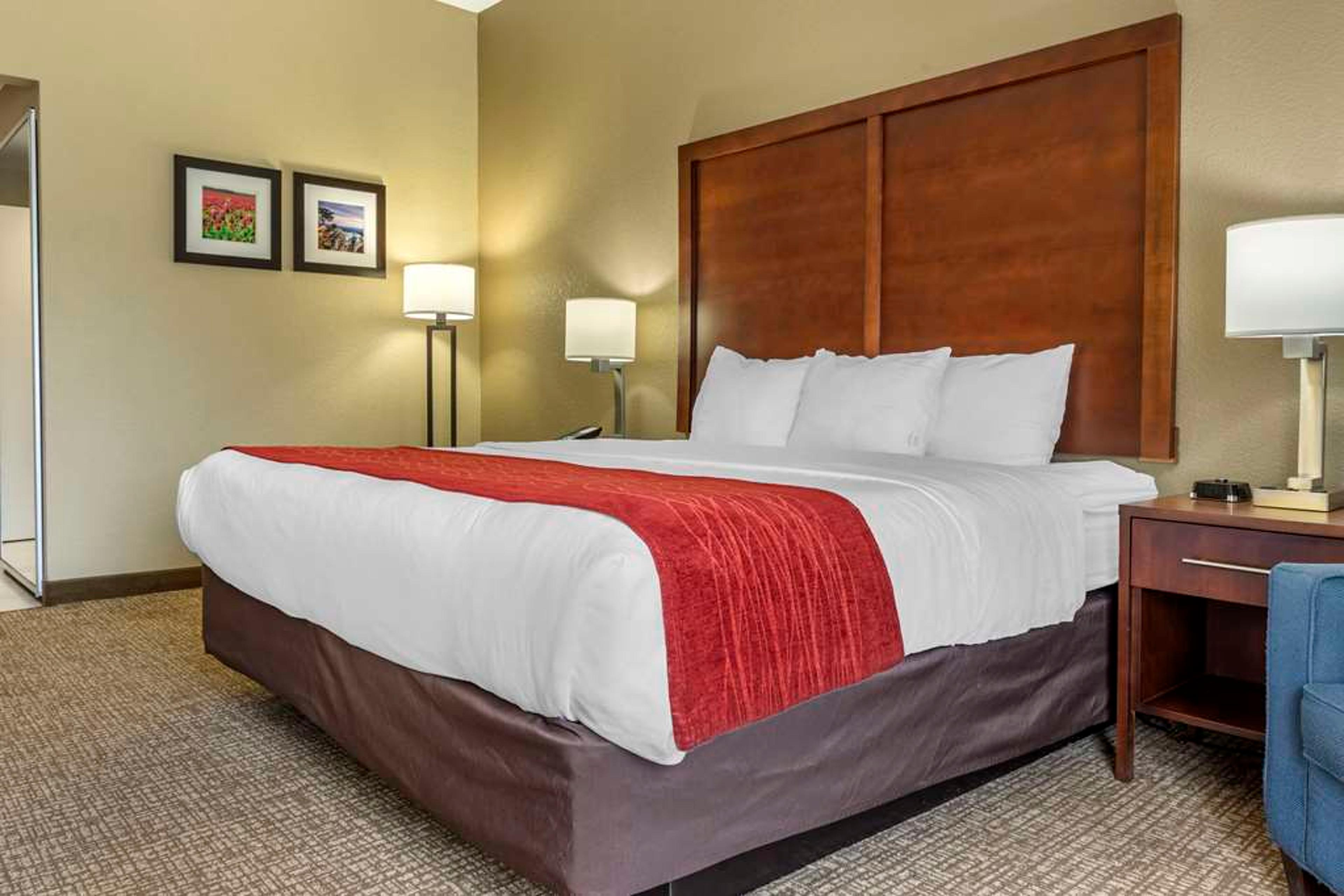 COMFORT INN AND SUITES MOCKSVILLE I