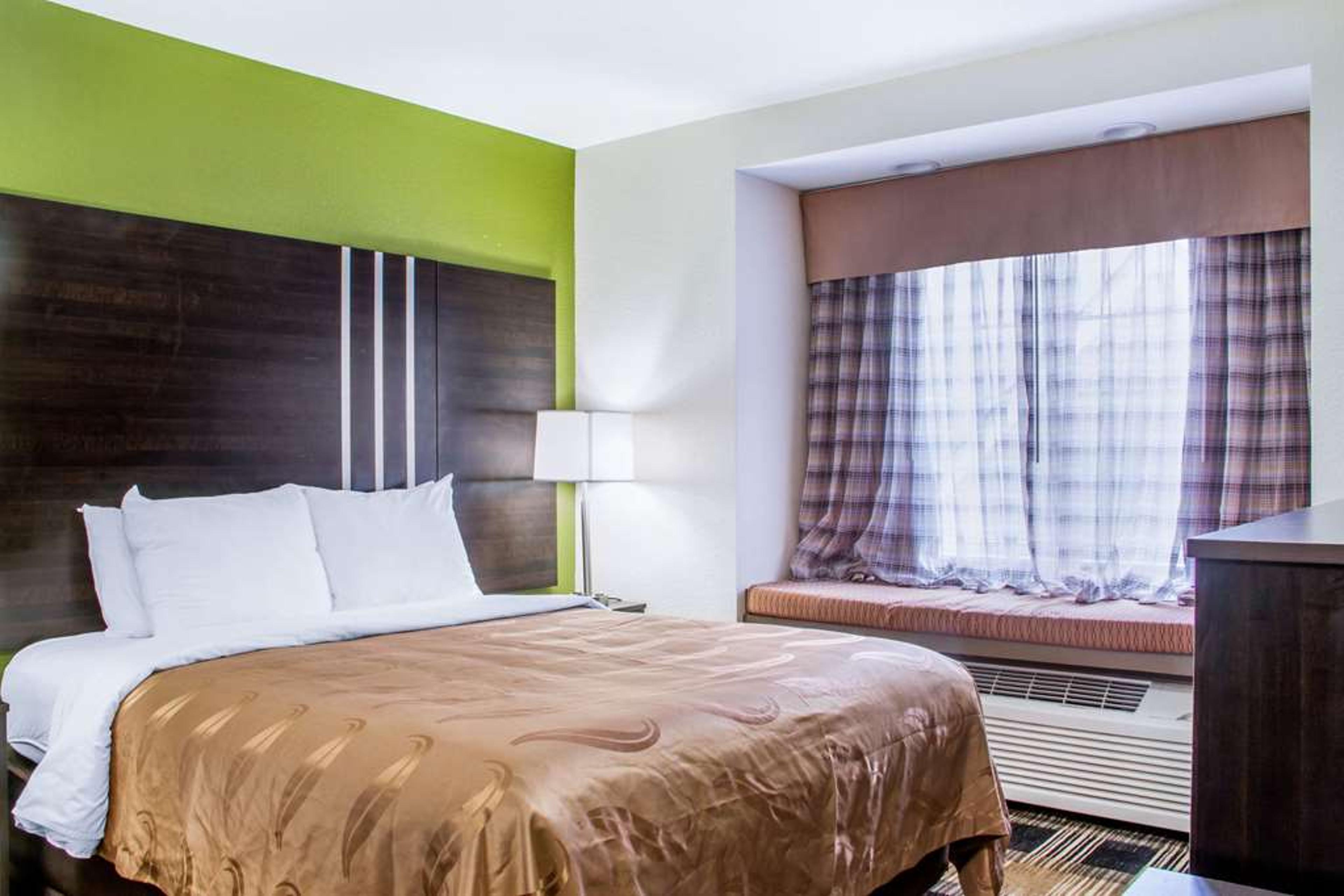 QUALITY INN AND SUITES MAGGIE VALLE
