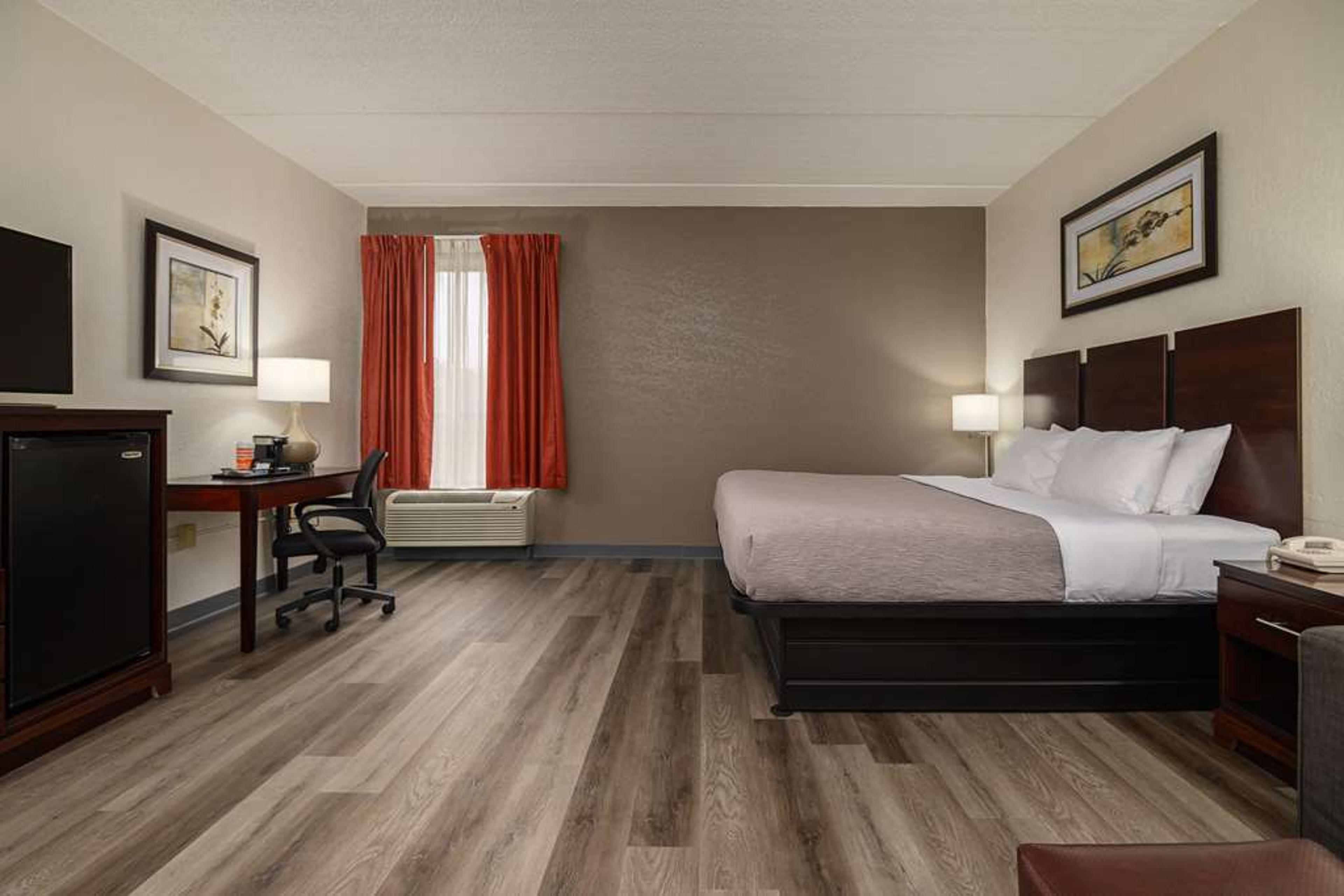 QUALITY INN AND SUITES LEXINGTON