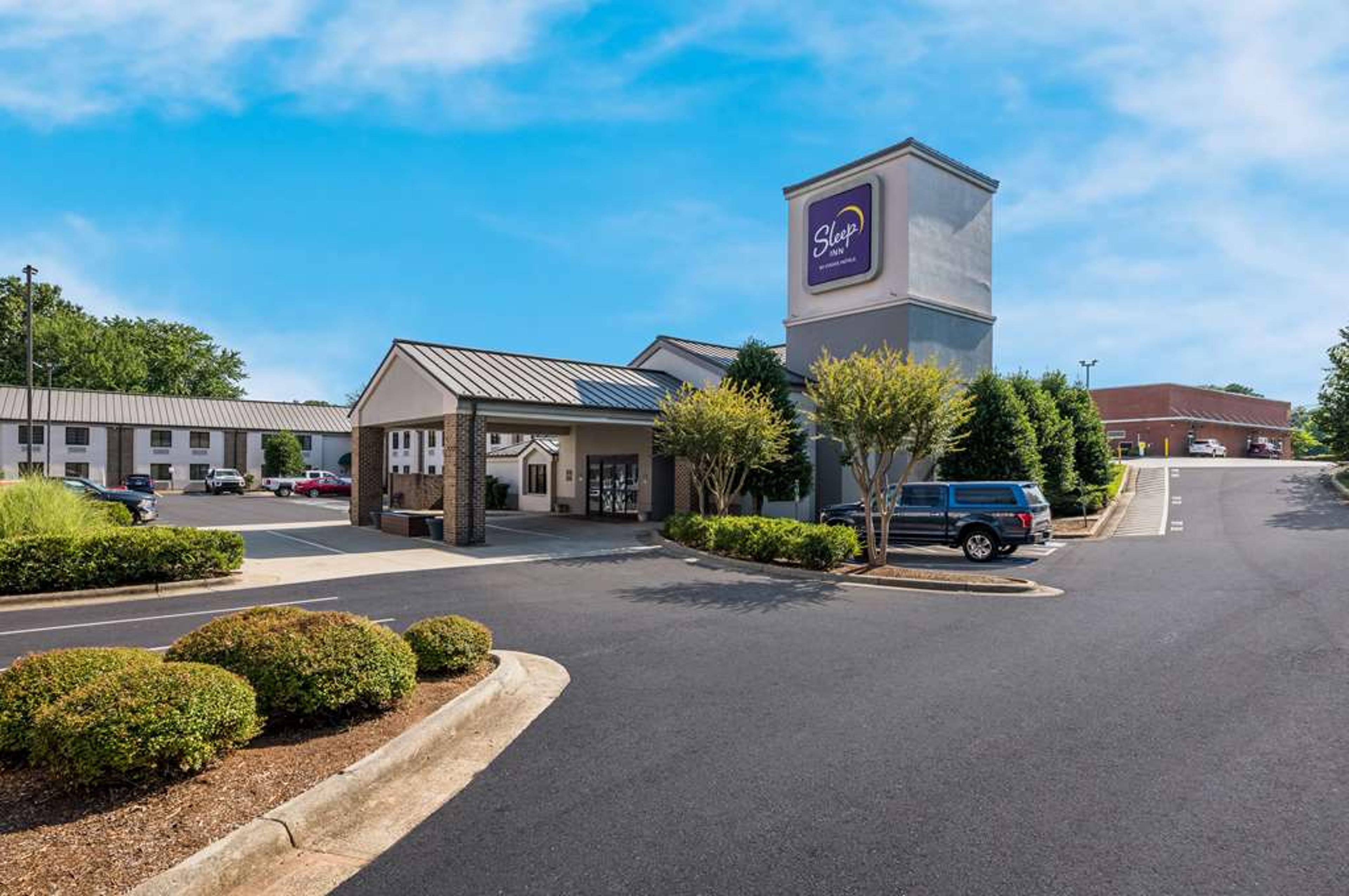 SLEEP INN KERNERSVILLE I-40