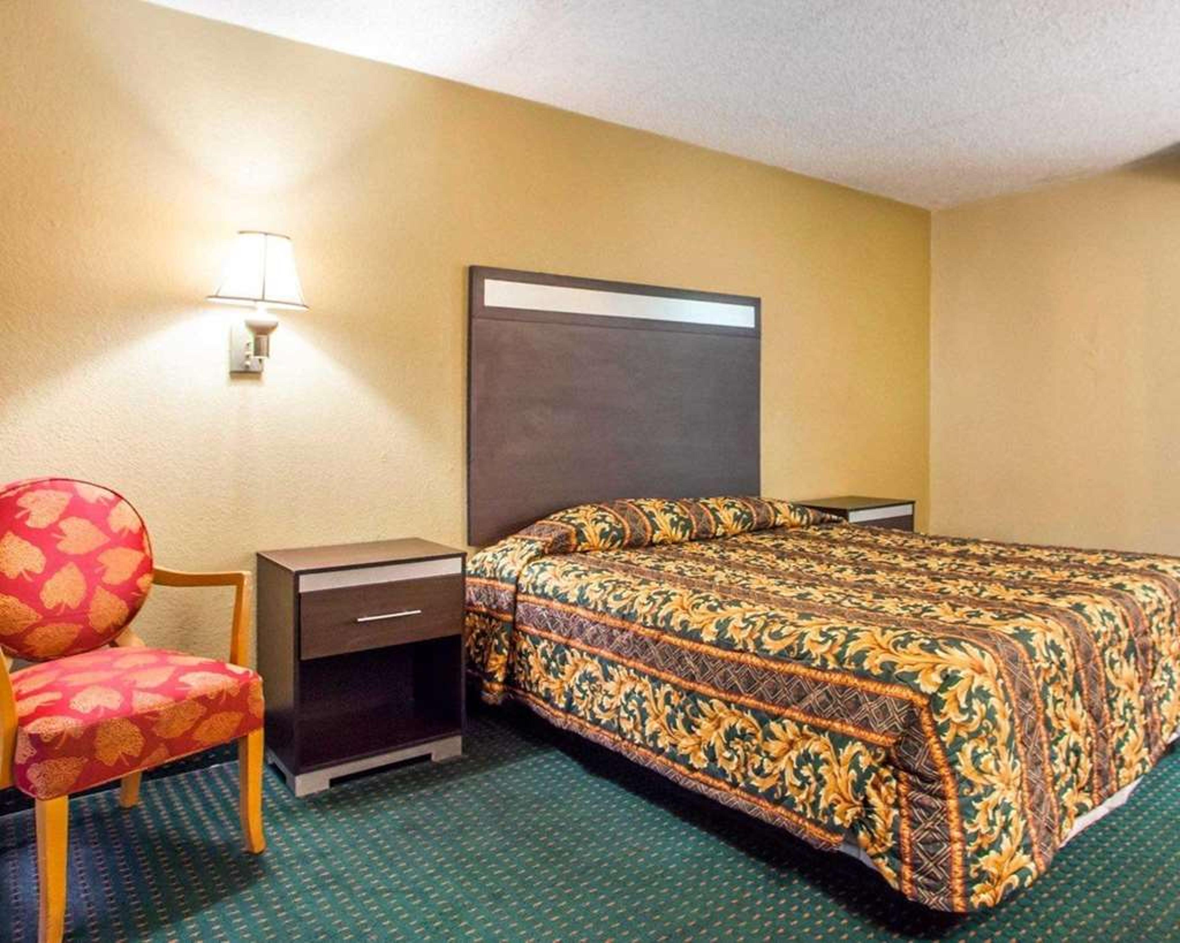 Rodeway Inn Mount Laurel Hwy 73