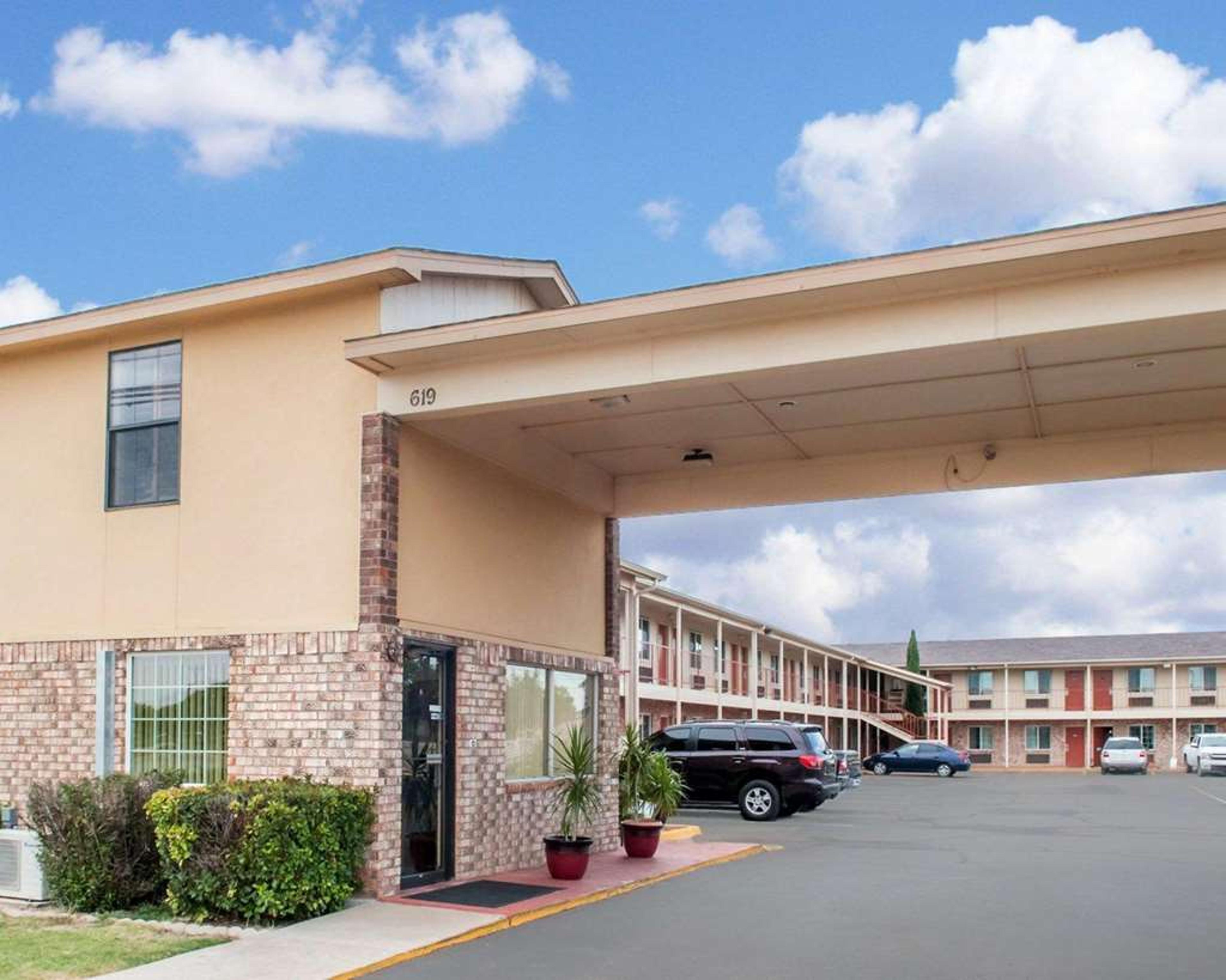 ECONO LODGE HOBBS