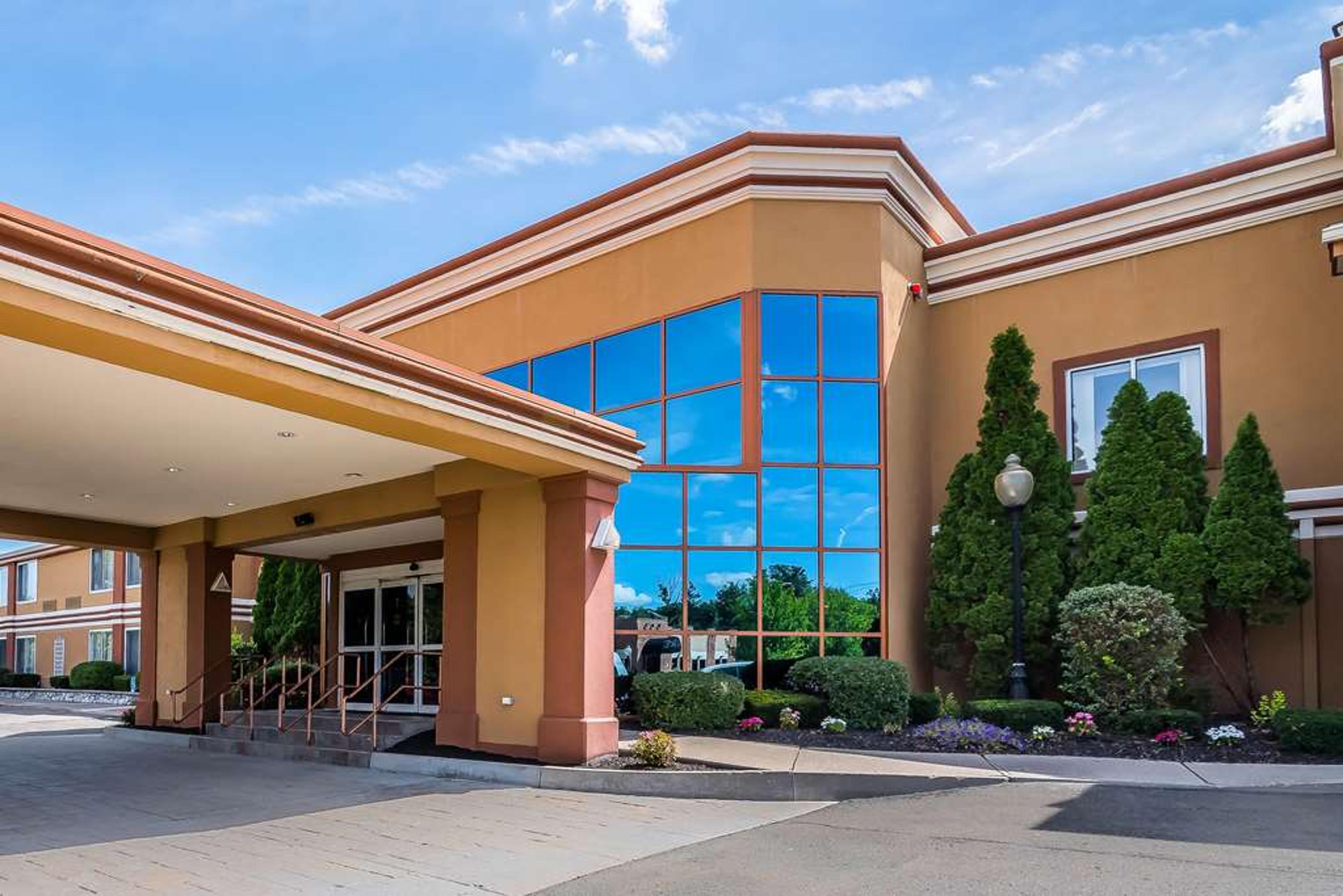 QUALITY INN AND SUITES ALBANY AIRPO