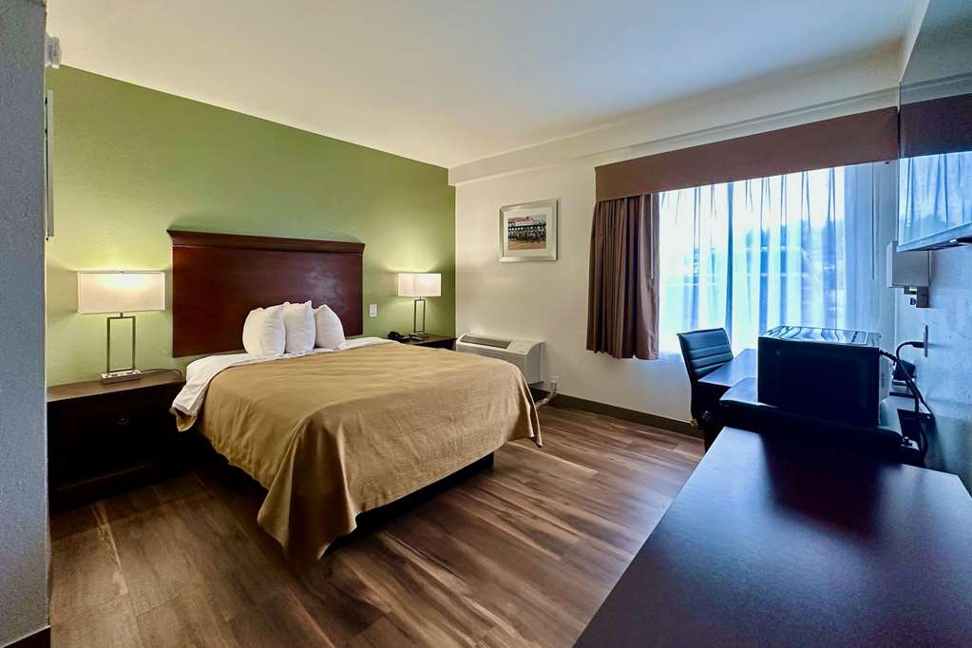 QUALITY INN AND SUITES ALBANY AIRPO