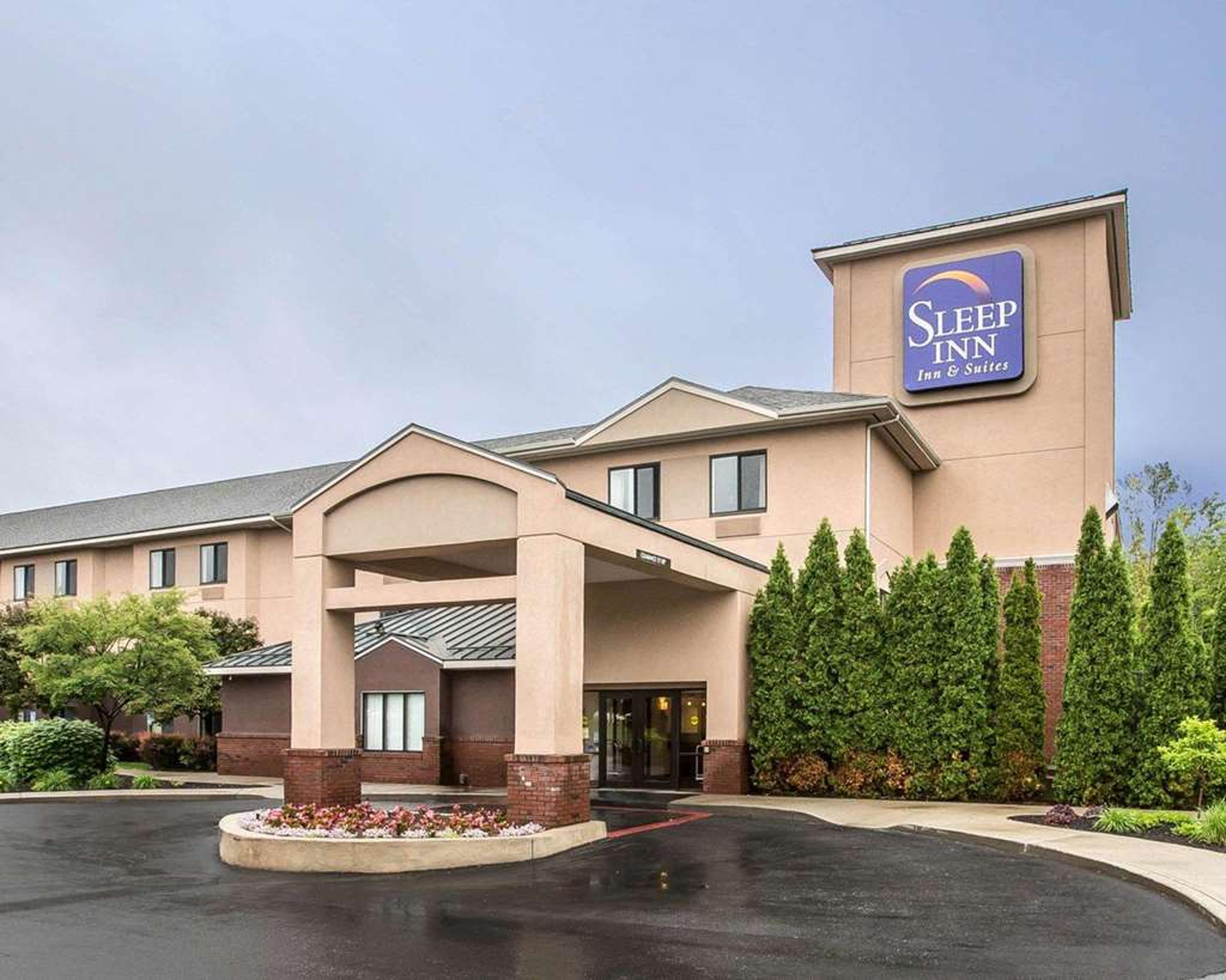 SLEEP INN AND SUITES QUEENSBURY - L