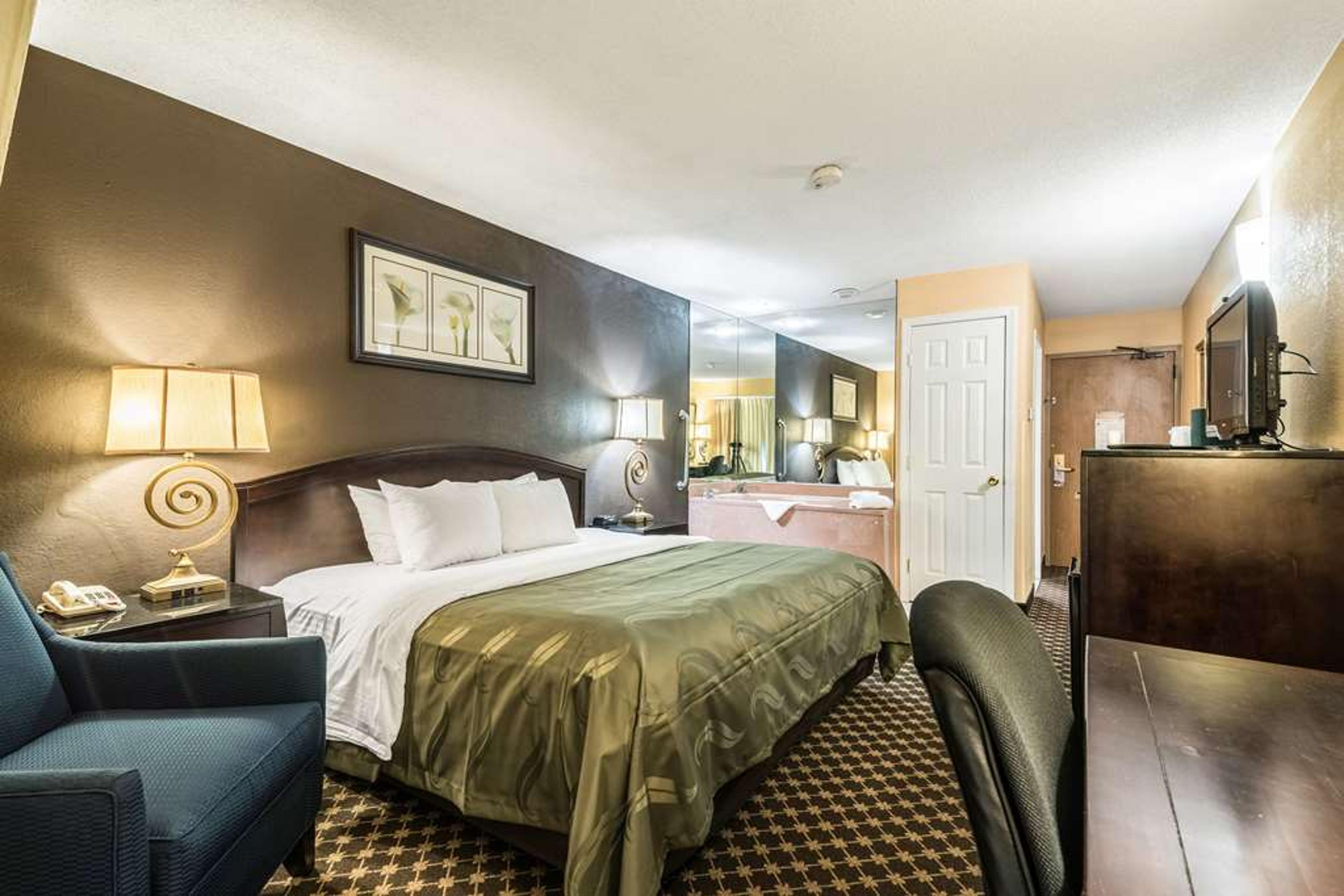 QUALITY INN ITHACA - UNIVERSITY ARE