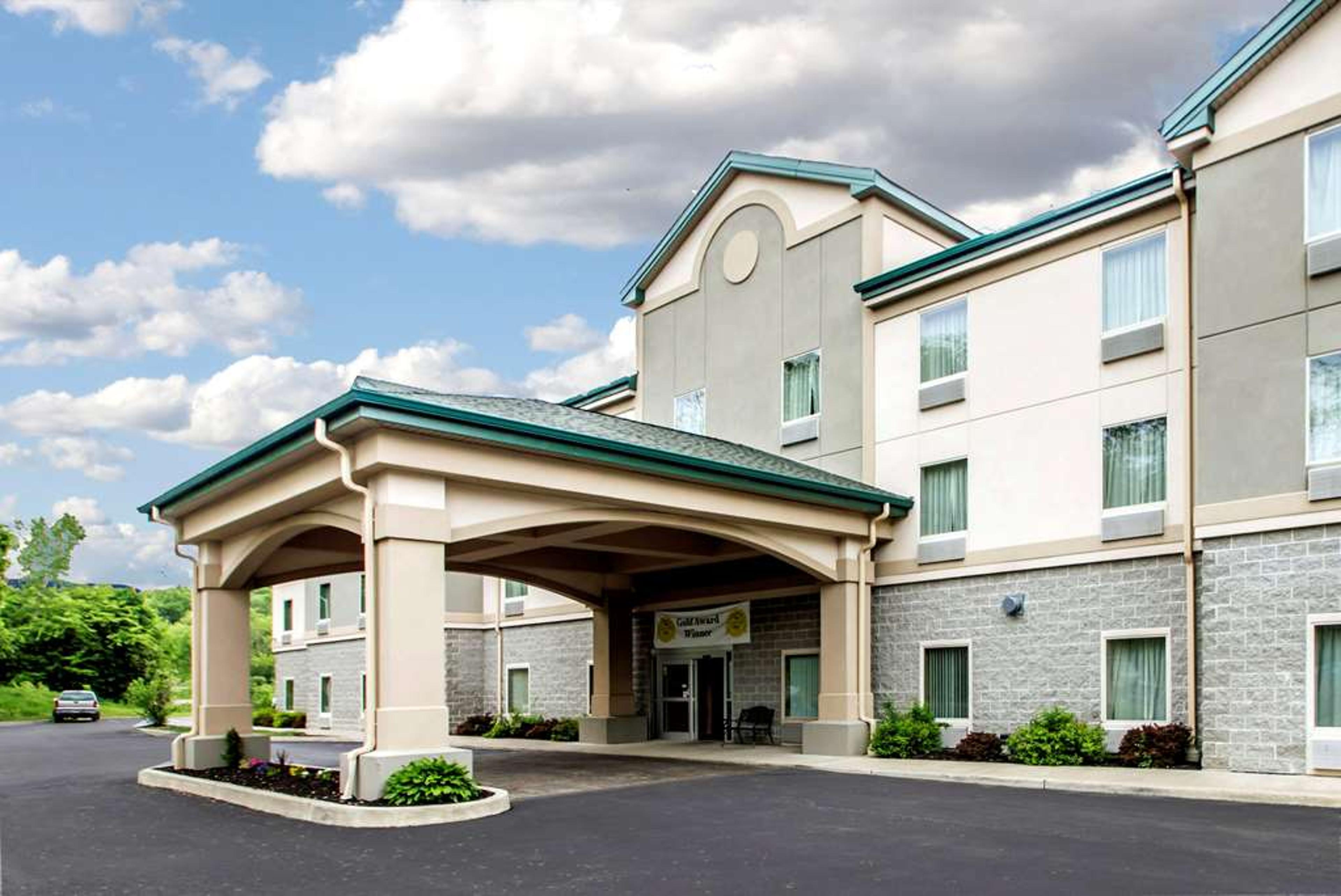 QUALITY INN AND SUITES FISHKILL SOU