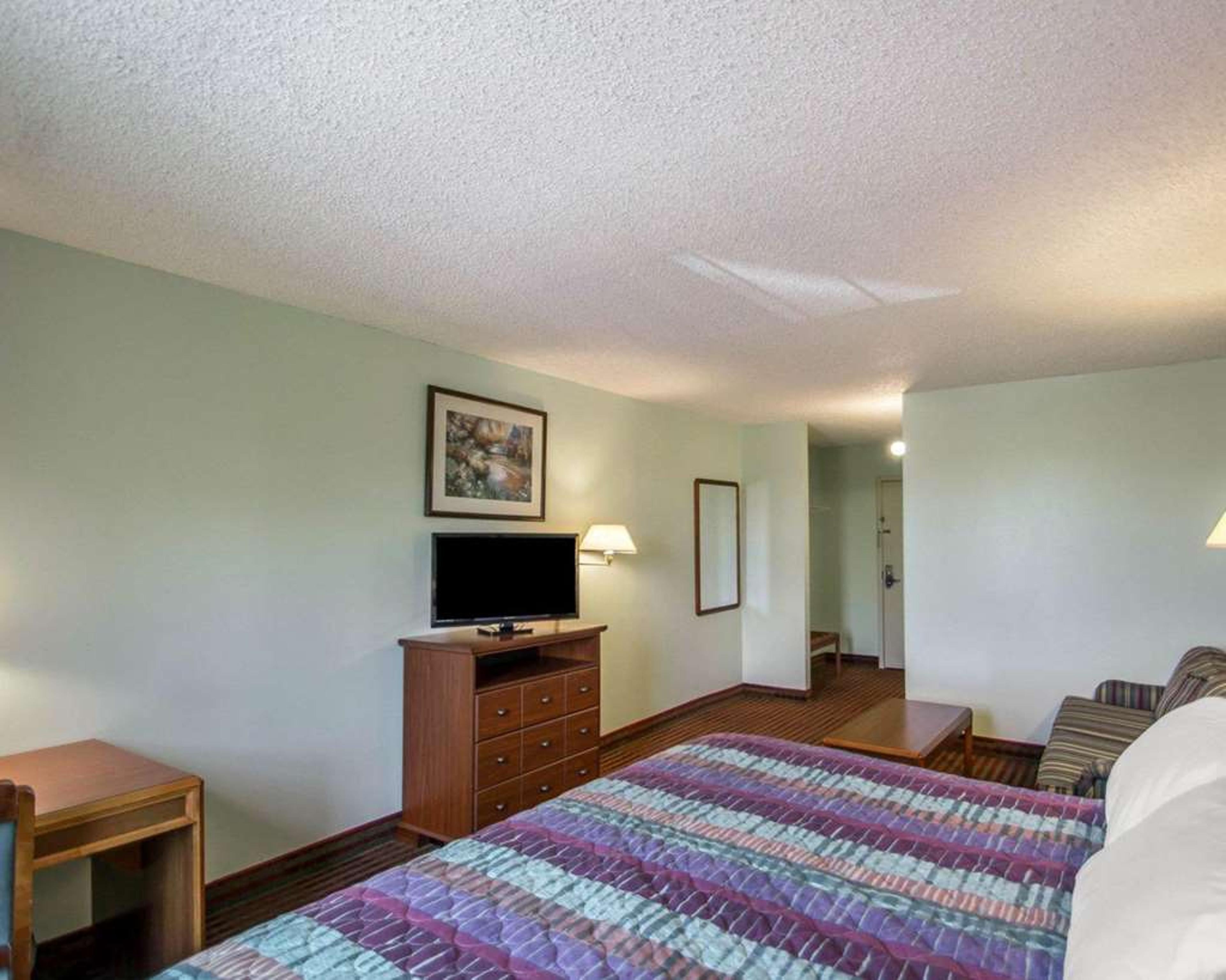 Rodeway Inn Lakeville - Finger Lakes Area