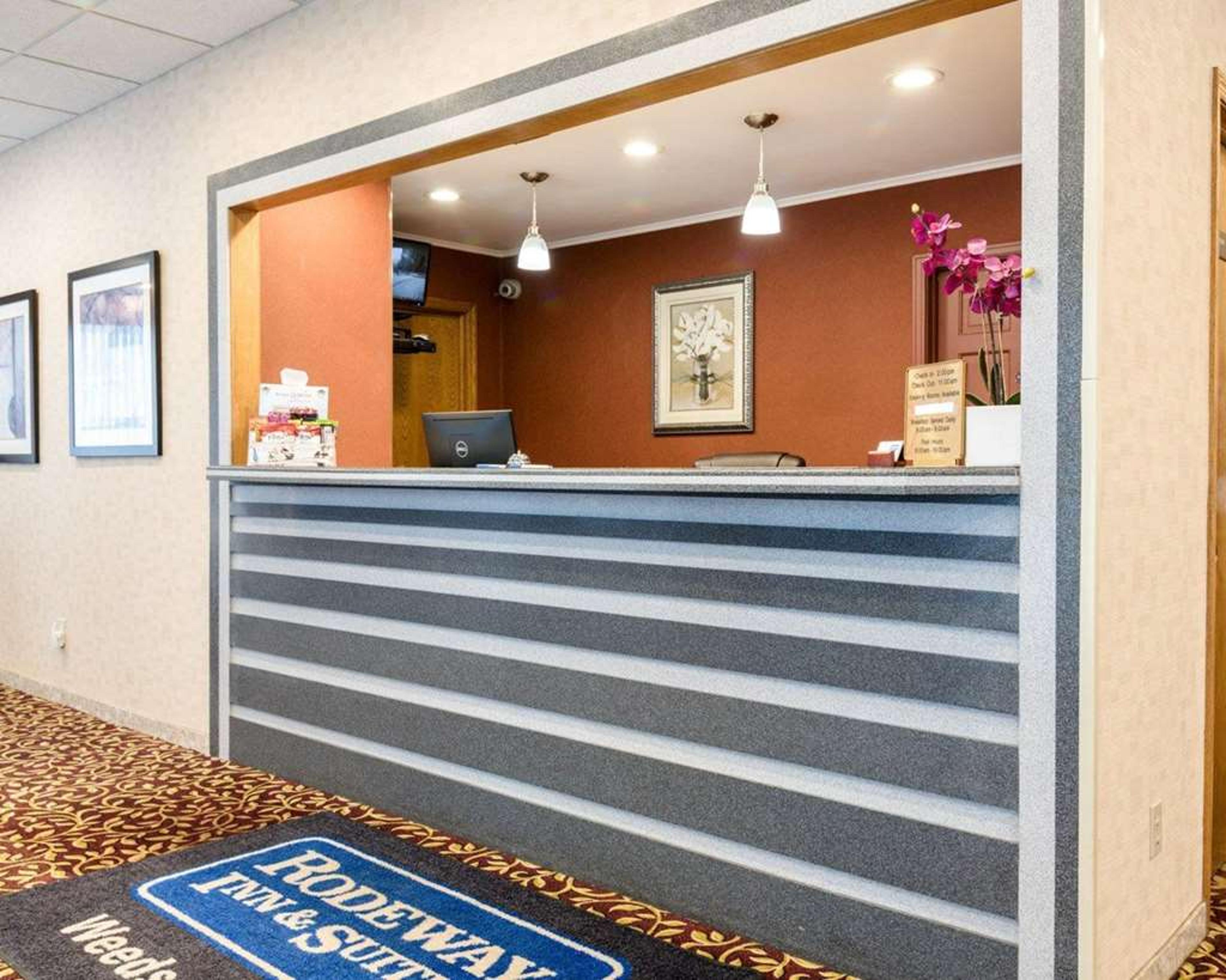 RODEWAY INN