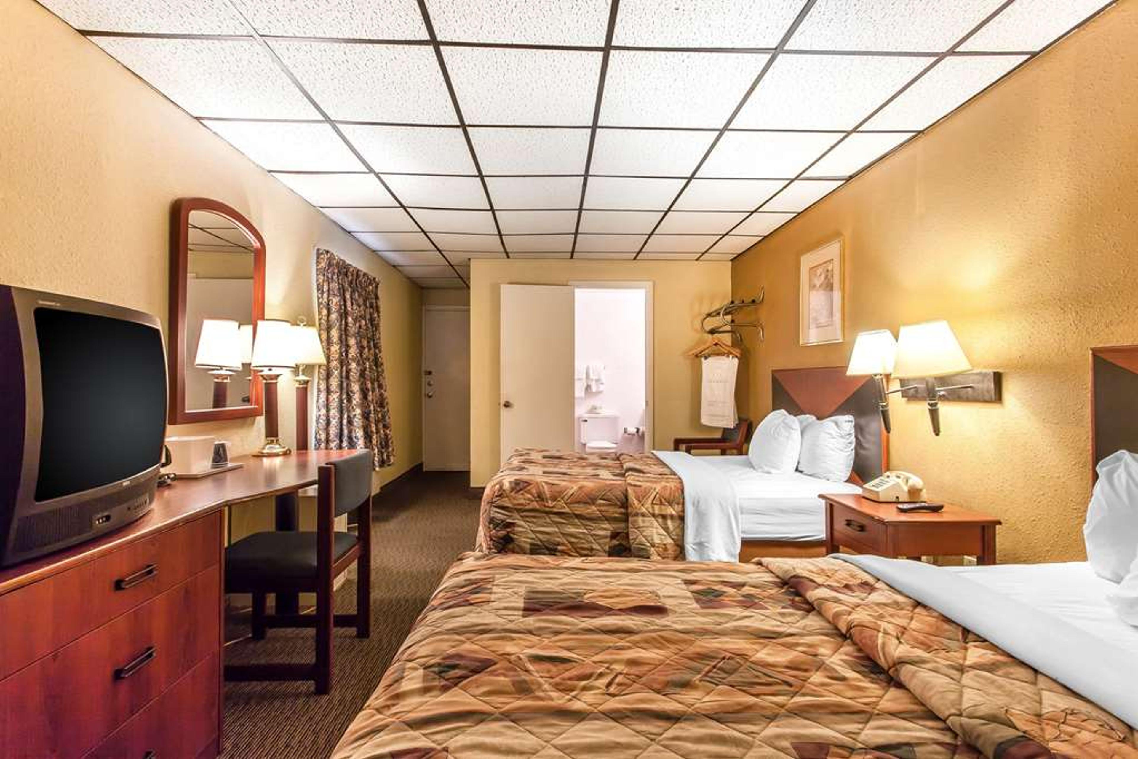 RODEWAY INN SANDUSKY NORTH