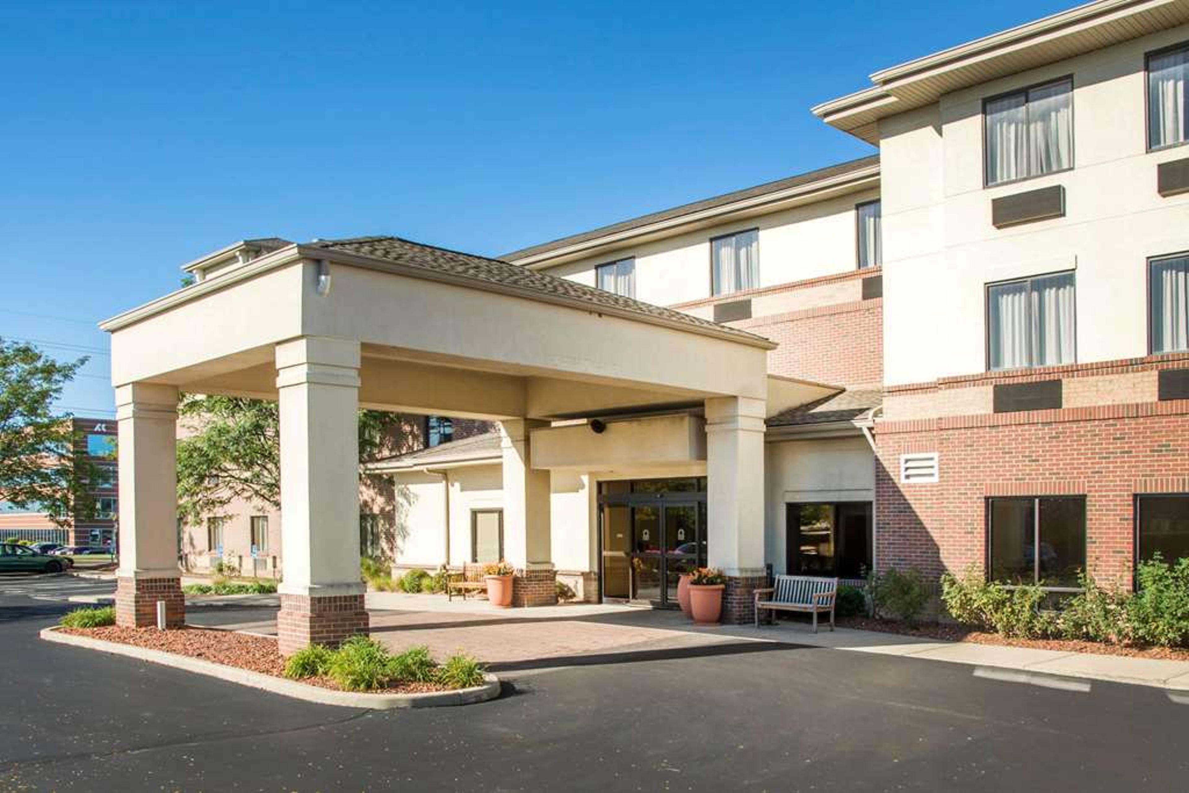 Hotel Photo 1