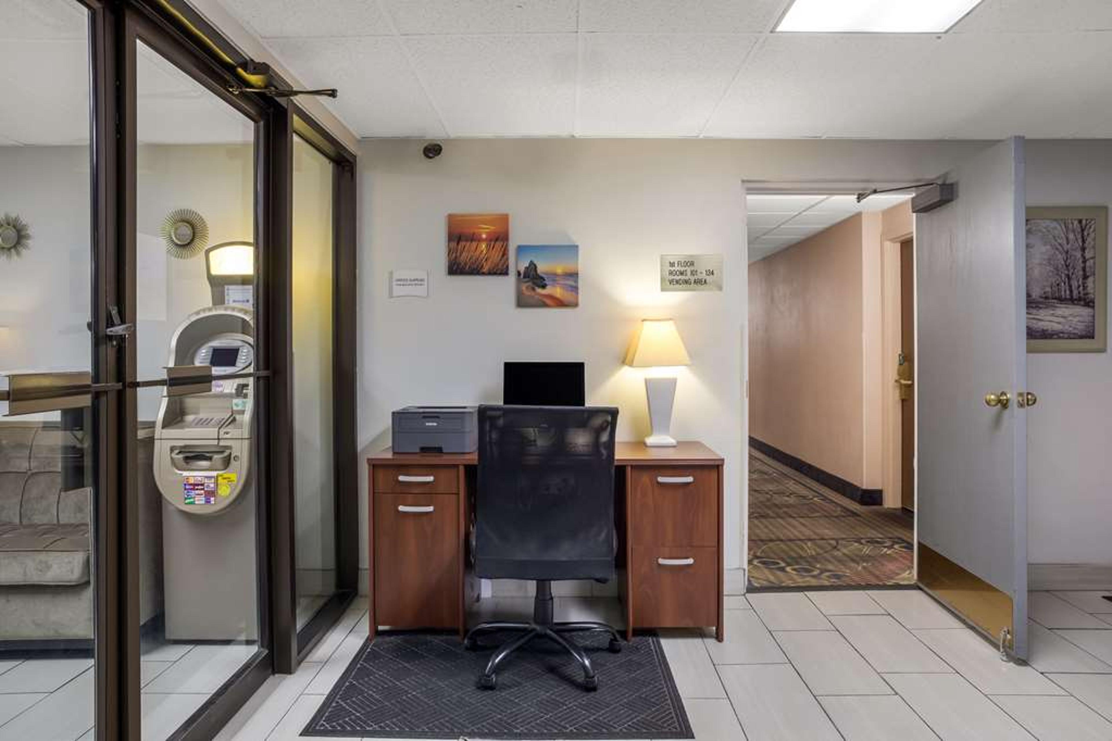 Hotel Photo 5