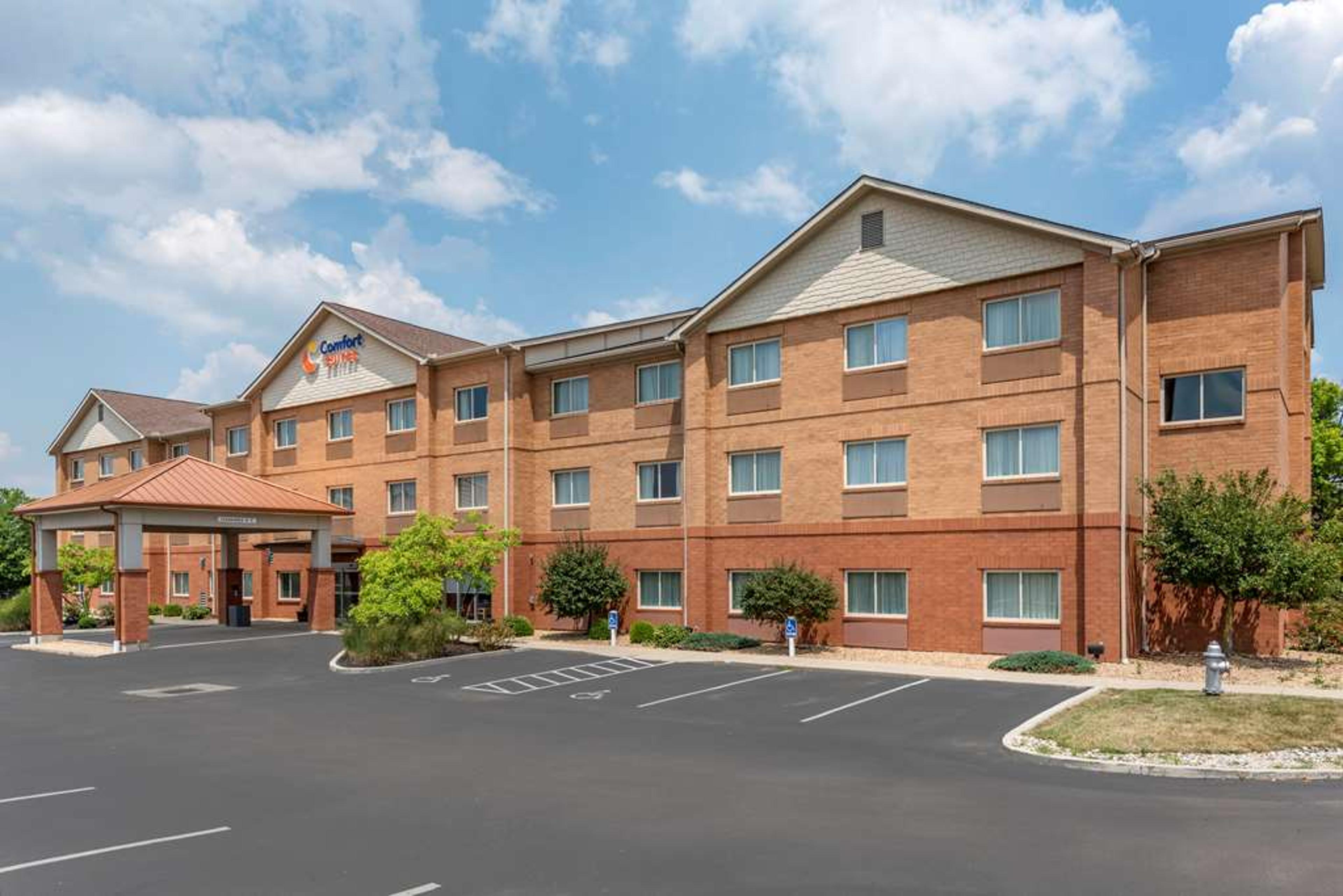 COMFORT SUITES MASON NEAR KINGS ISL