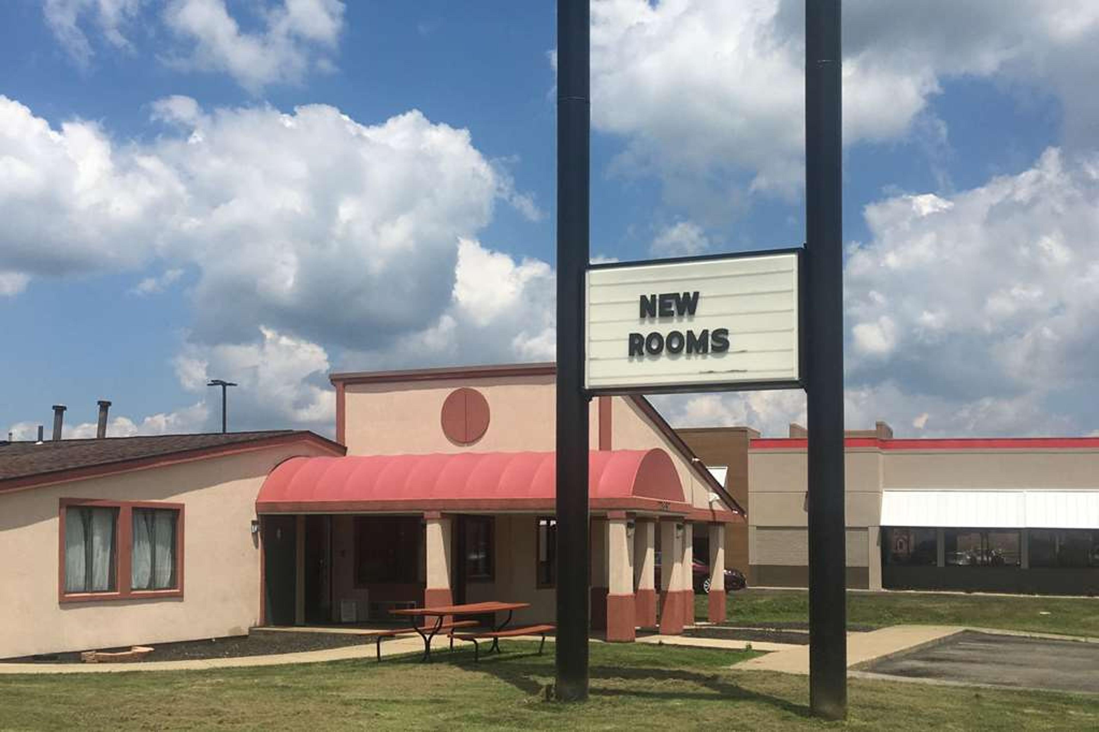 RODEWAY INN