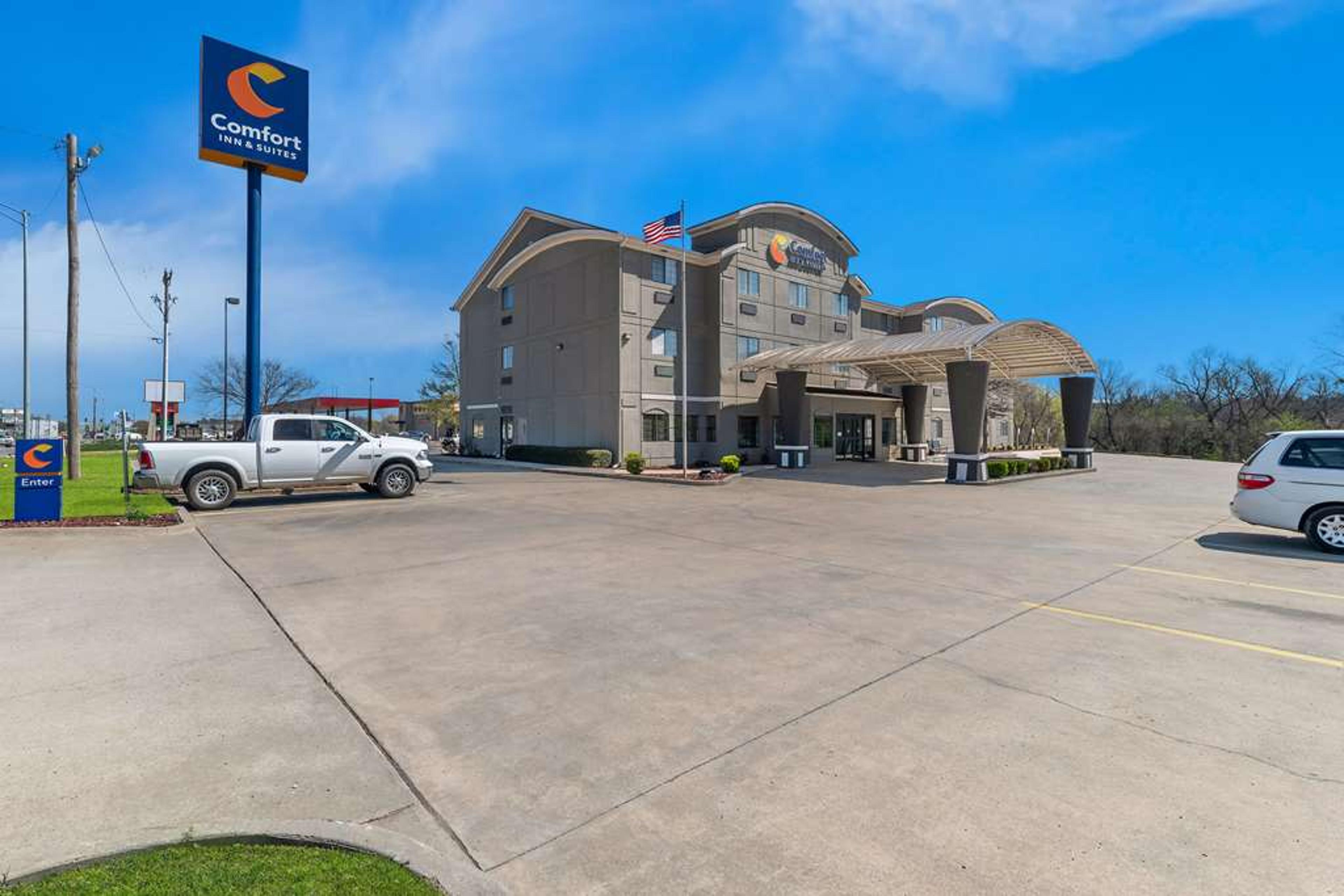 COMFORT INN AND SUITES ATOKA