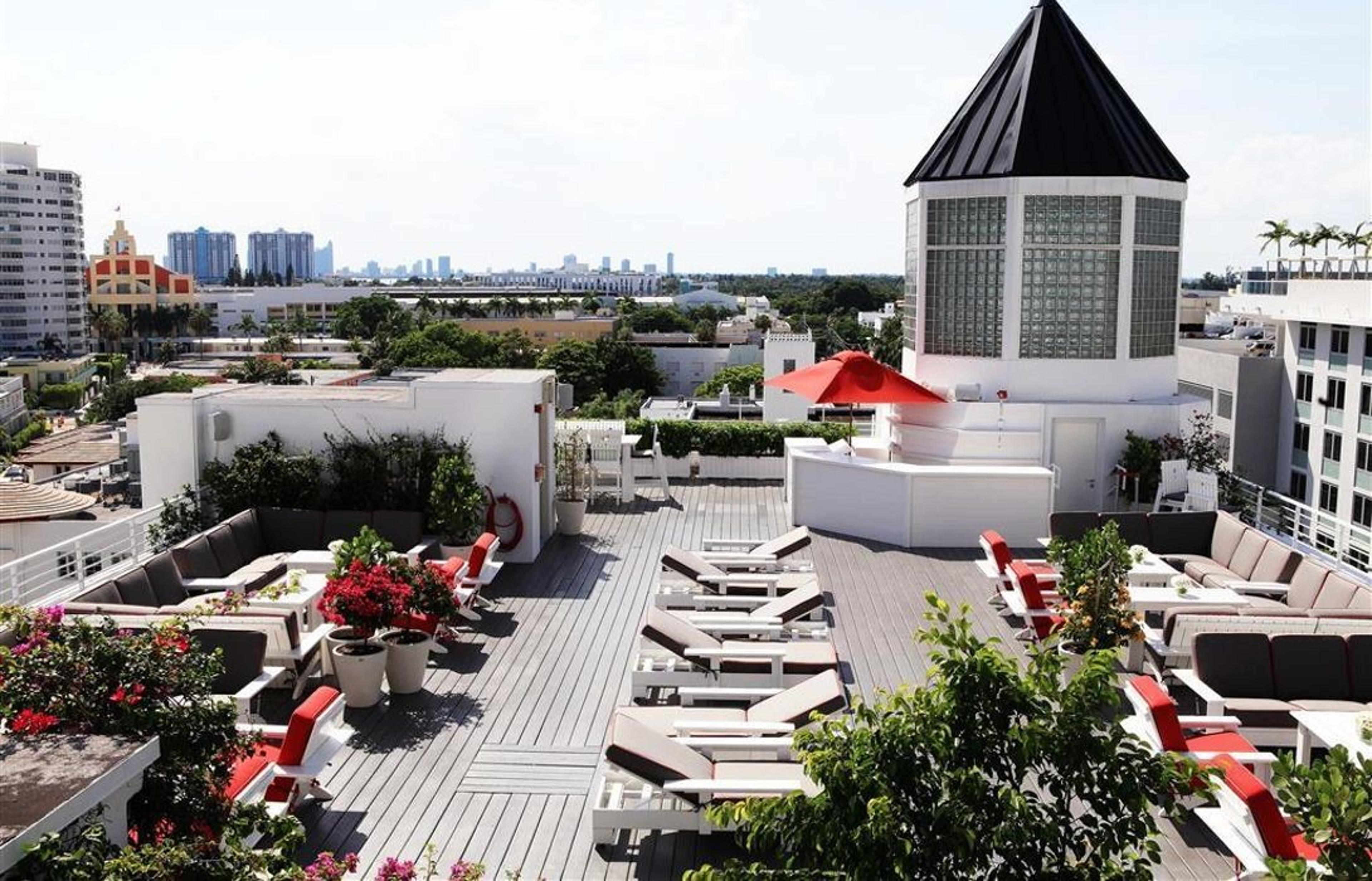 Townhouse Hotel
