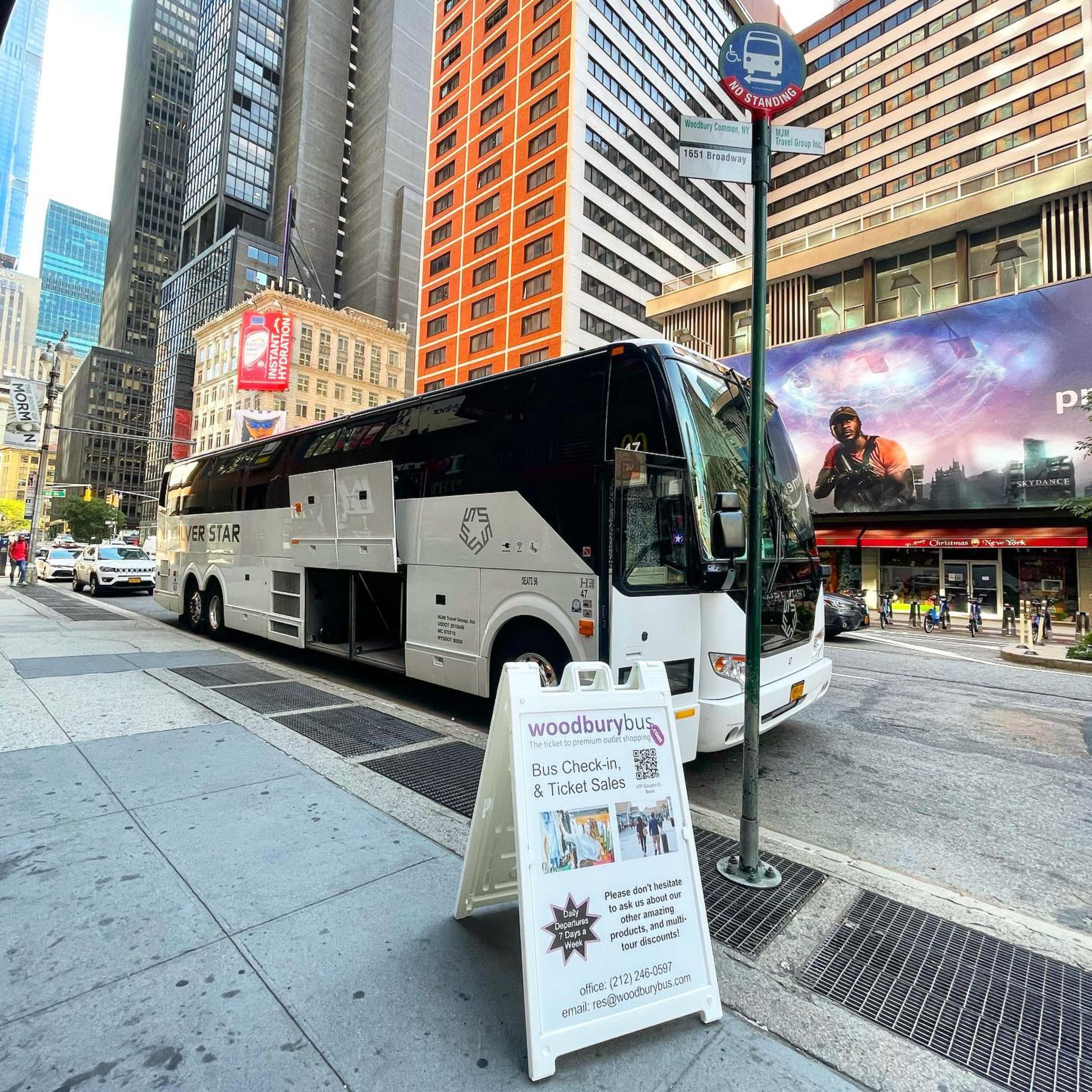 Woodbury Bus