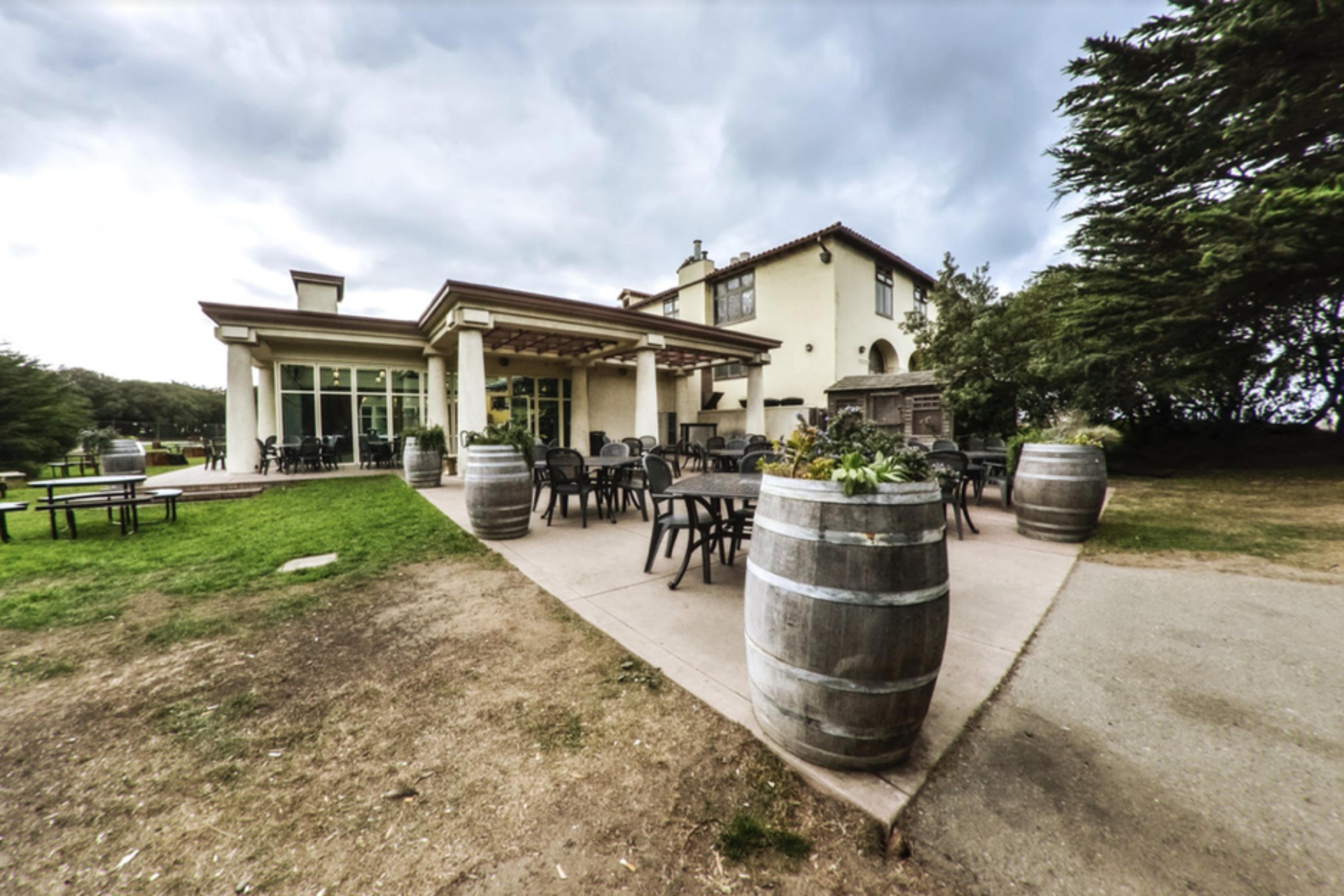 Park Chalet - Brewery