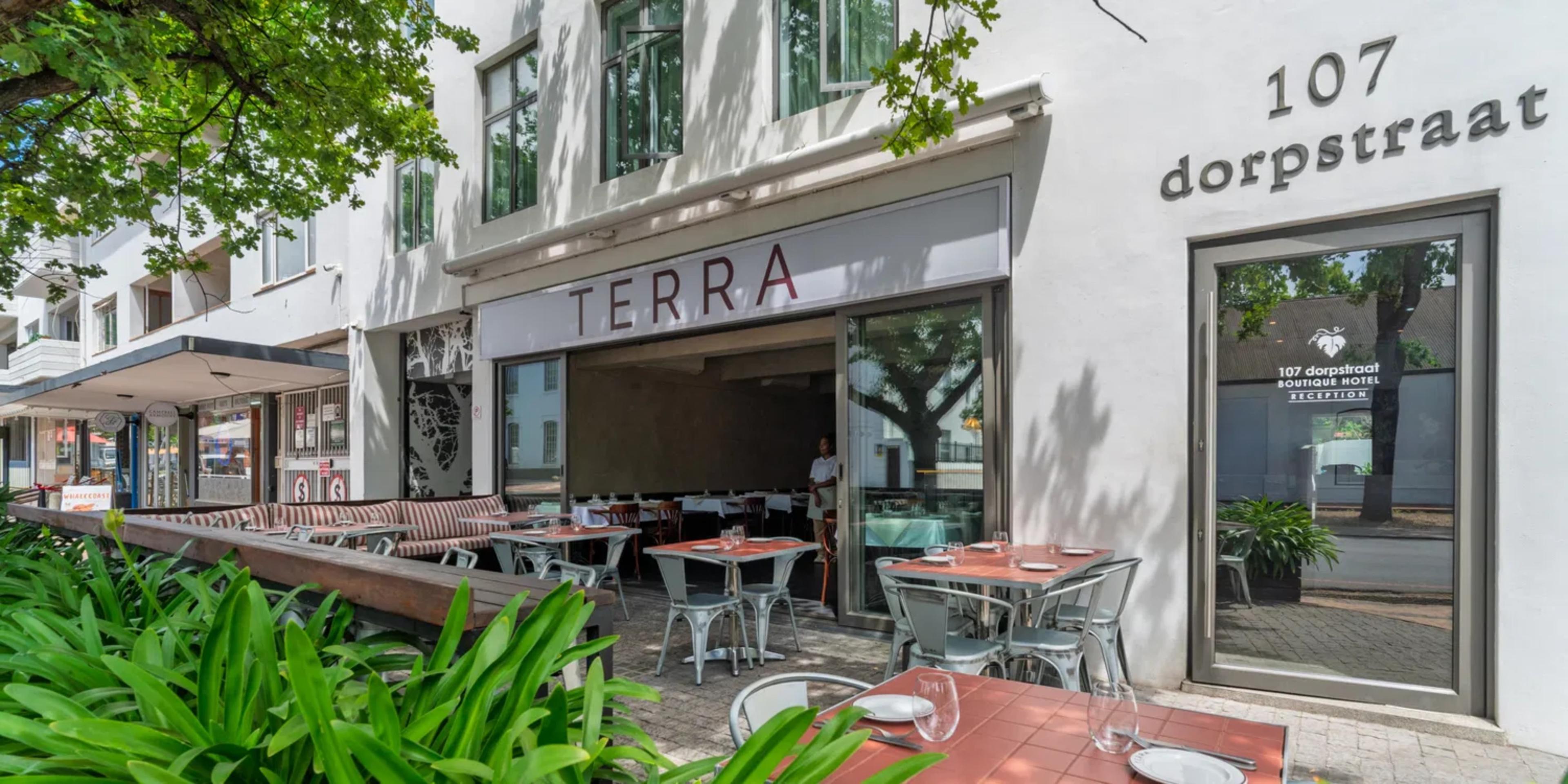 107 Dorpstraat Boutique Hotel
