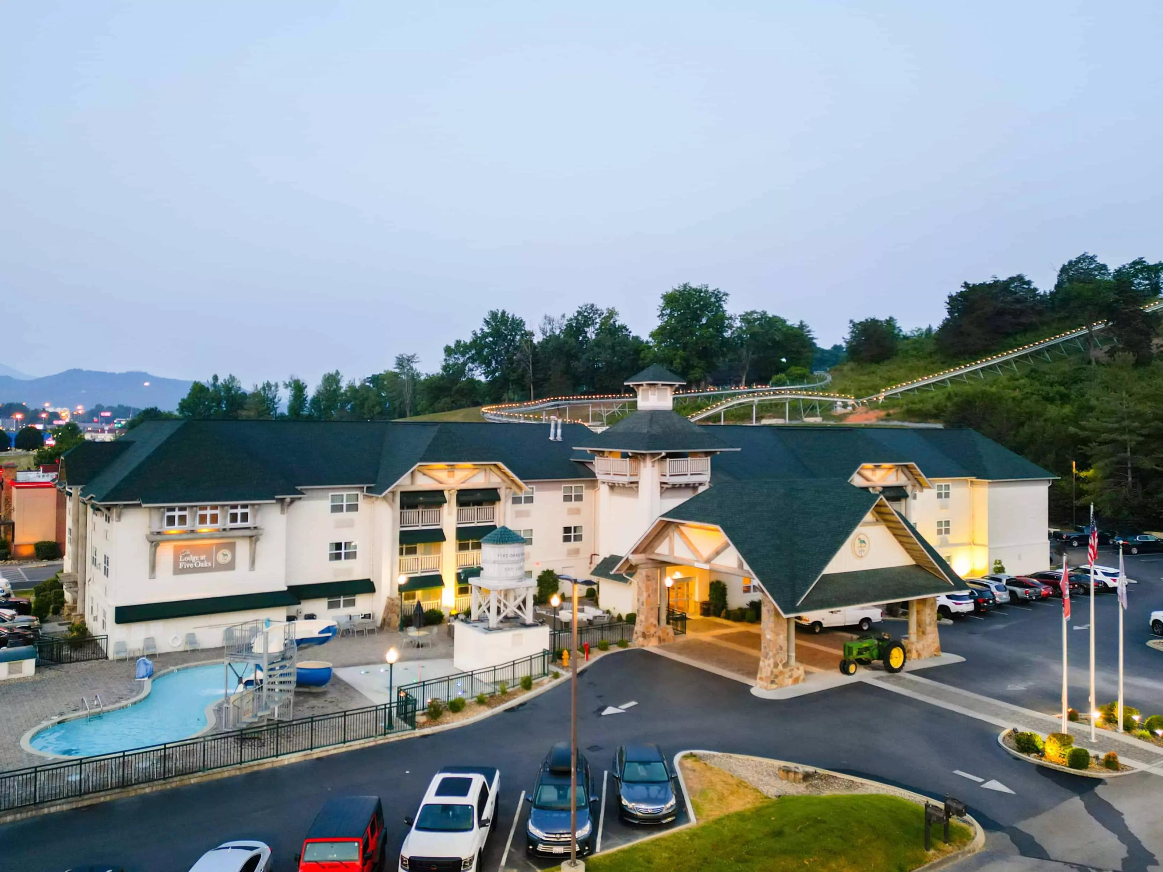 The Lodge at Five Oaks