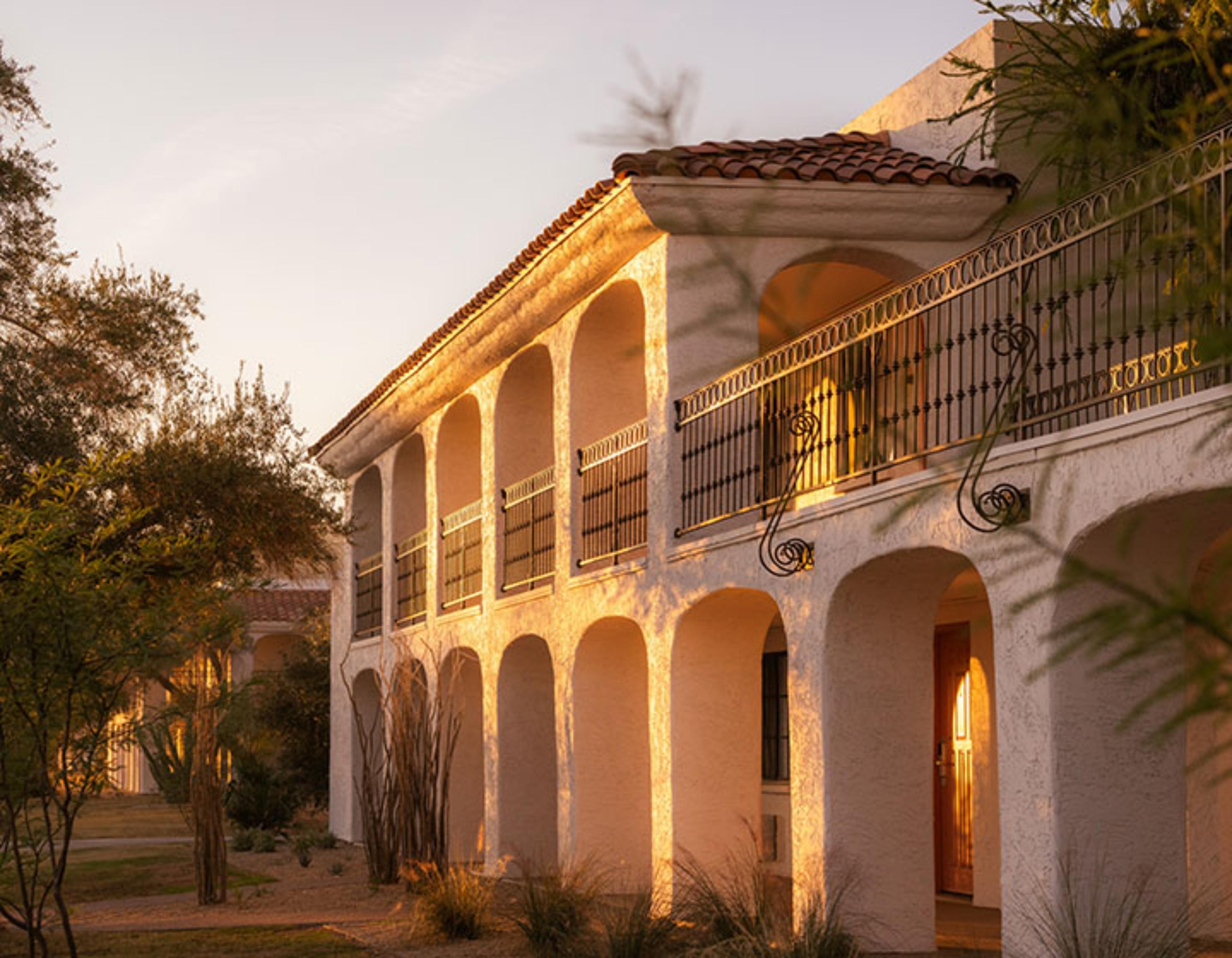 Kimpton Miralina Resort & Villas
