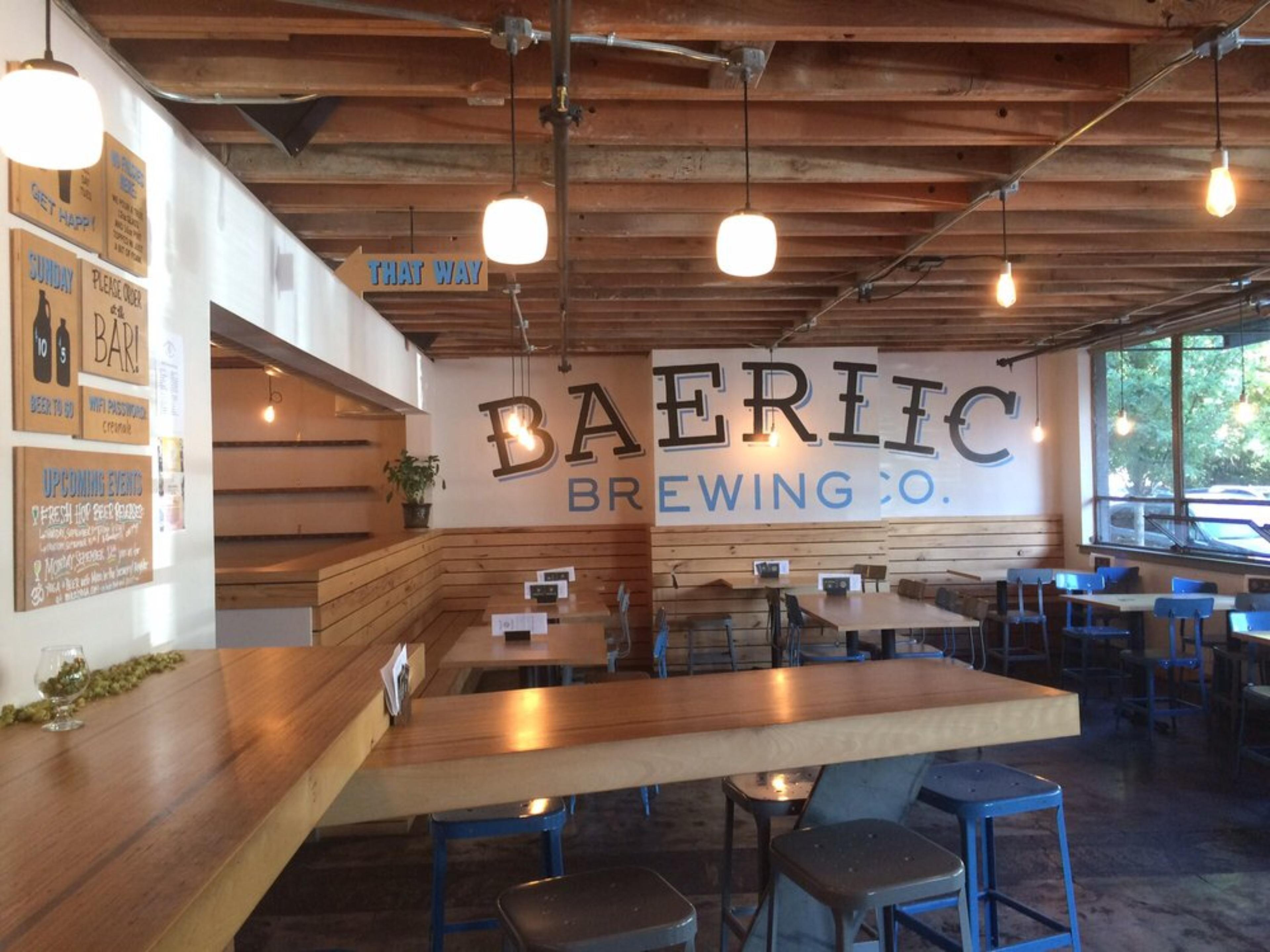 Baerlic Brewery & Taproom w/ Ranch Pizza