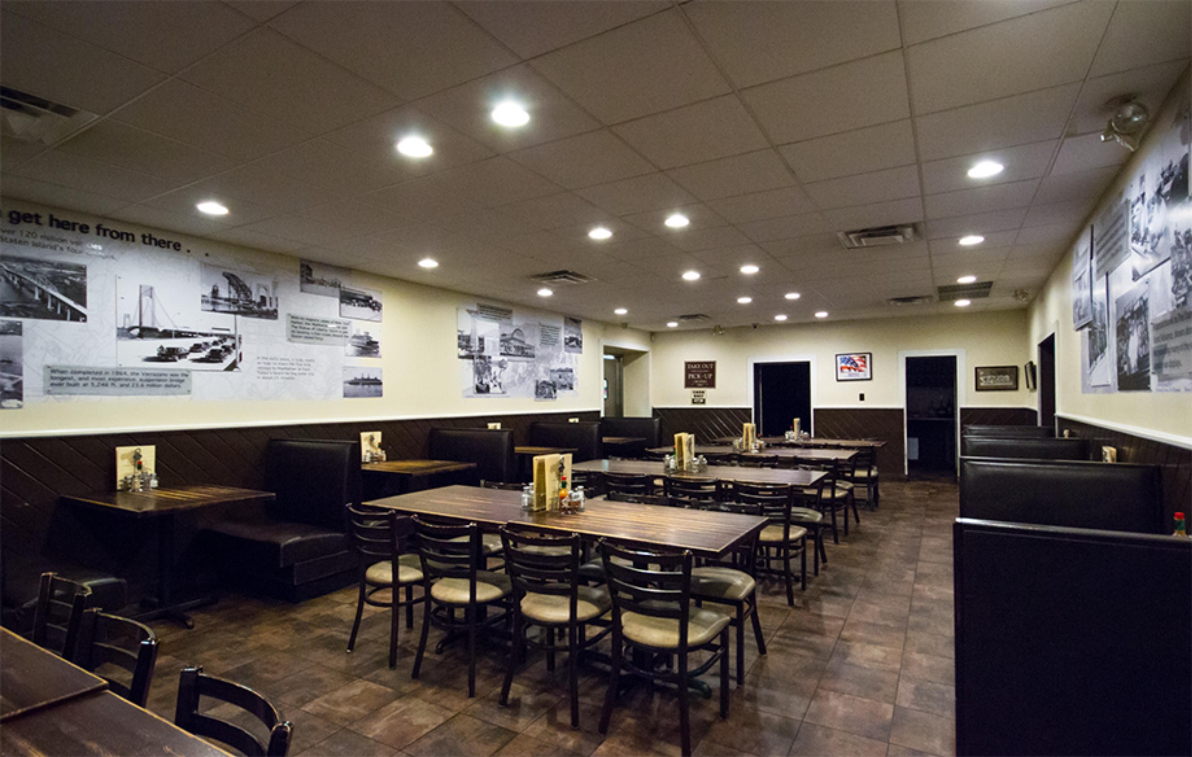 Denino’s Pizzeria & Tavern - Staten Island