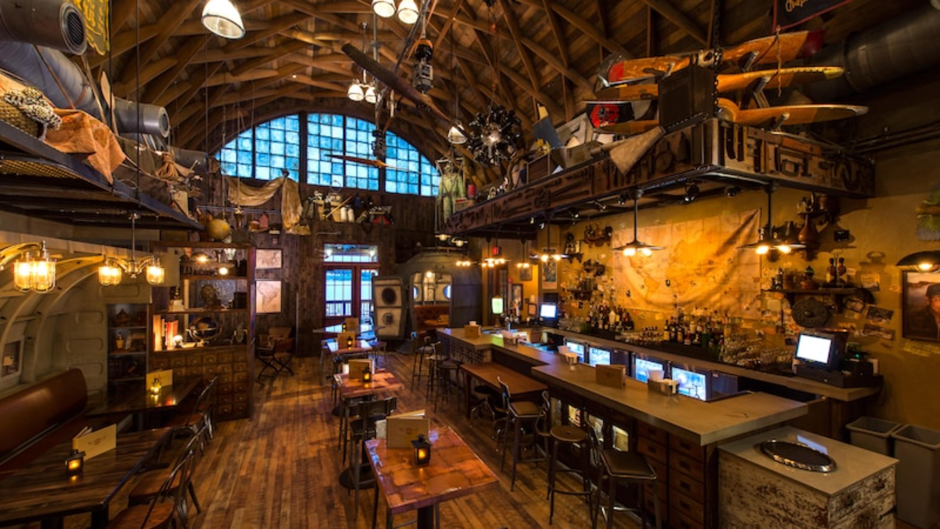 Jock Lindsey's Hangar Bar