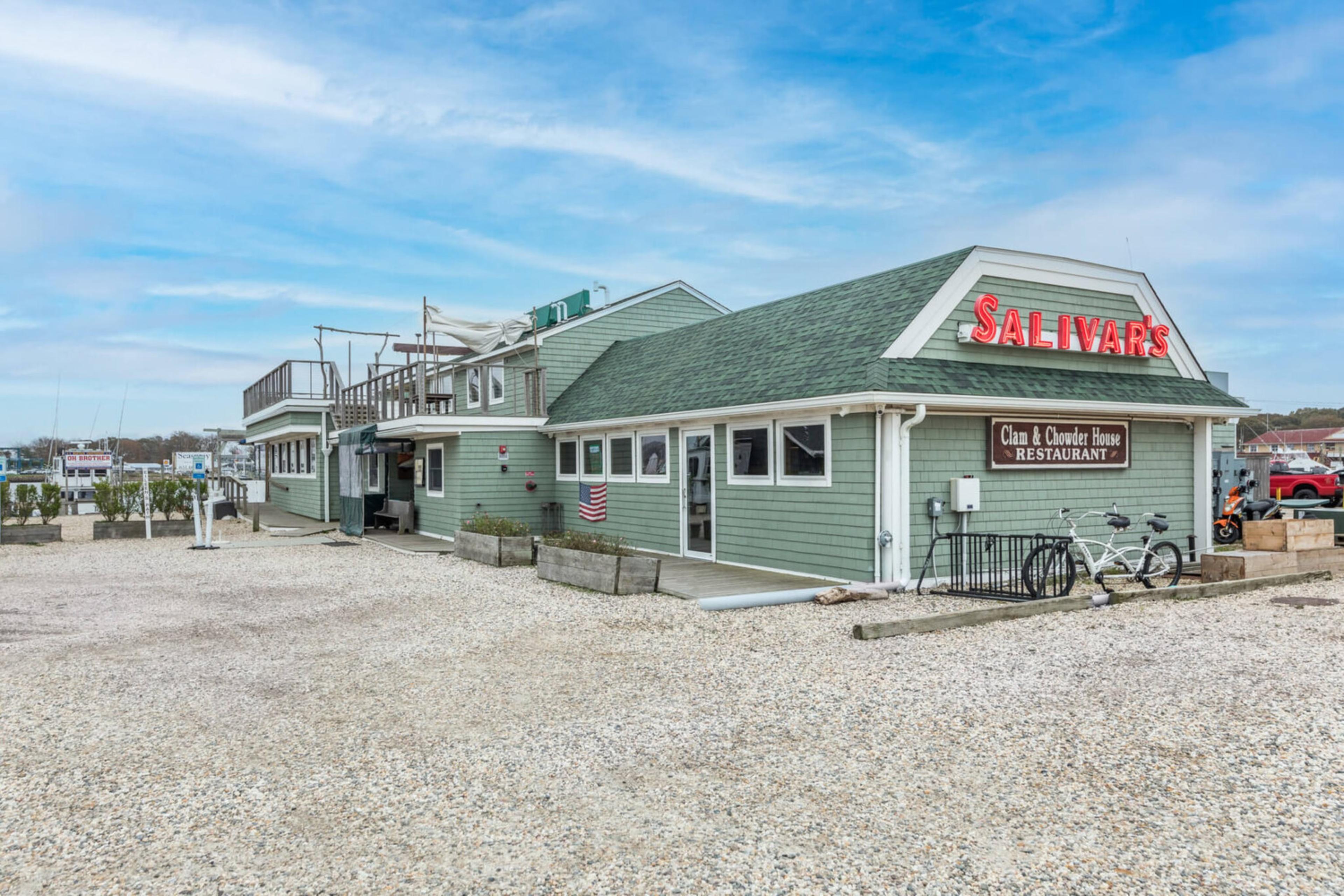 Clam and Chowder House at Salivar's Dock
