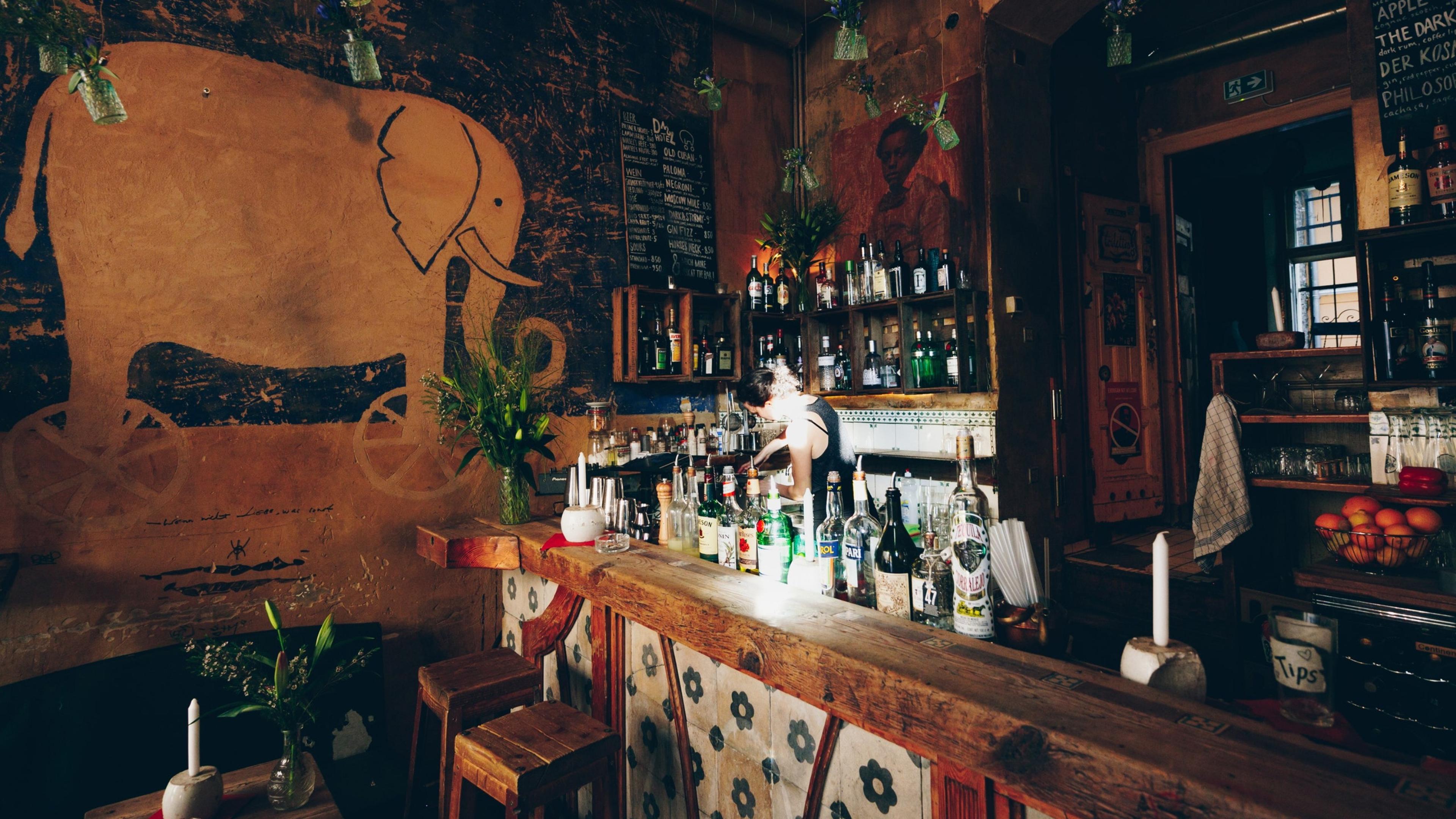 Das Hotel Bar