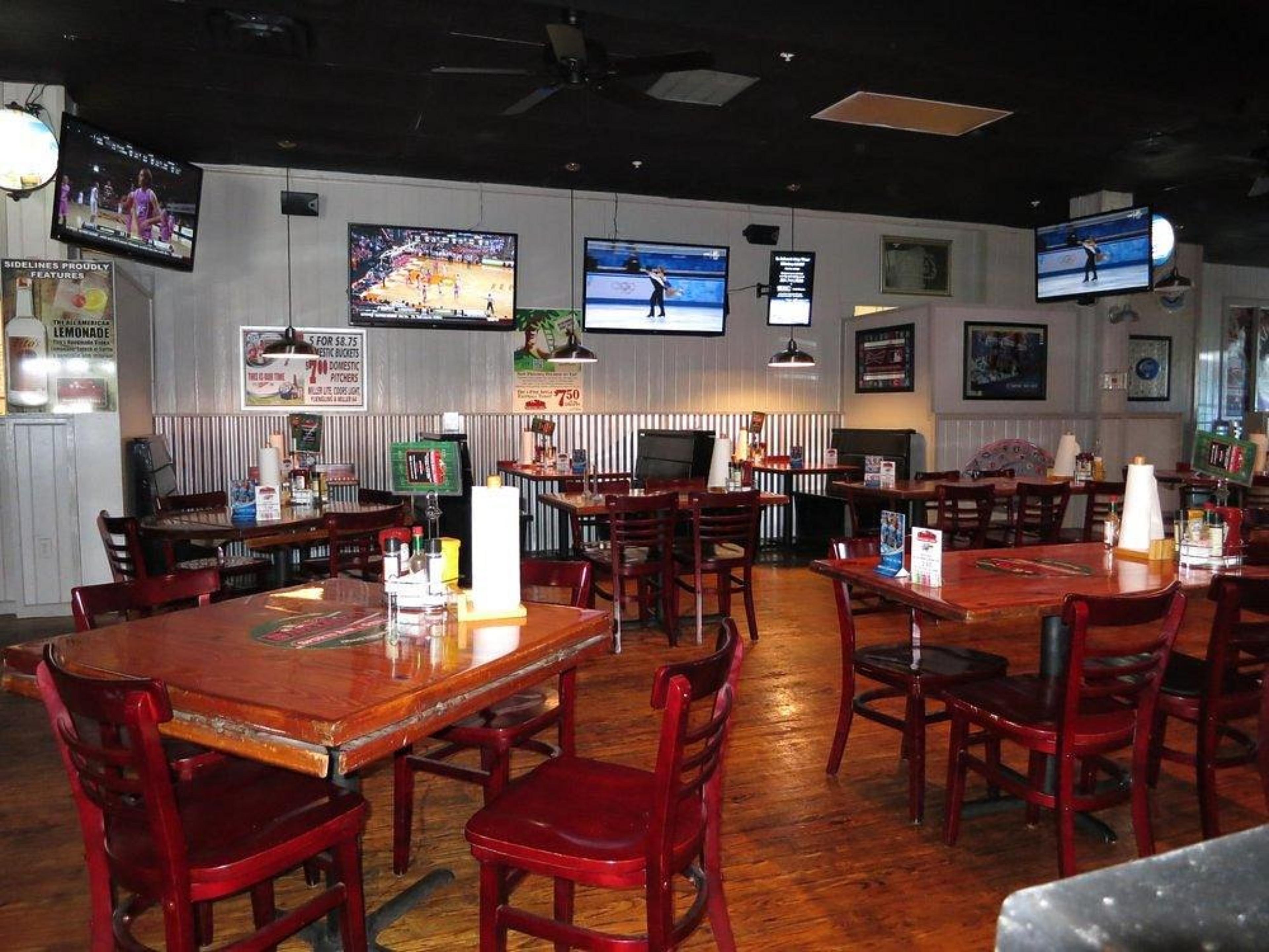 Sidelines Sports Bar & Grill