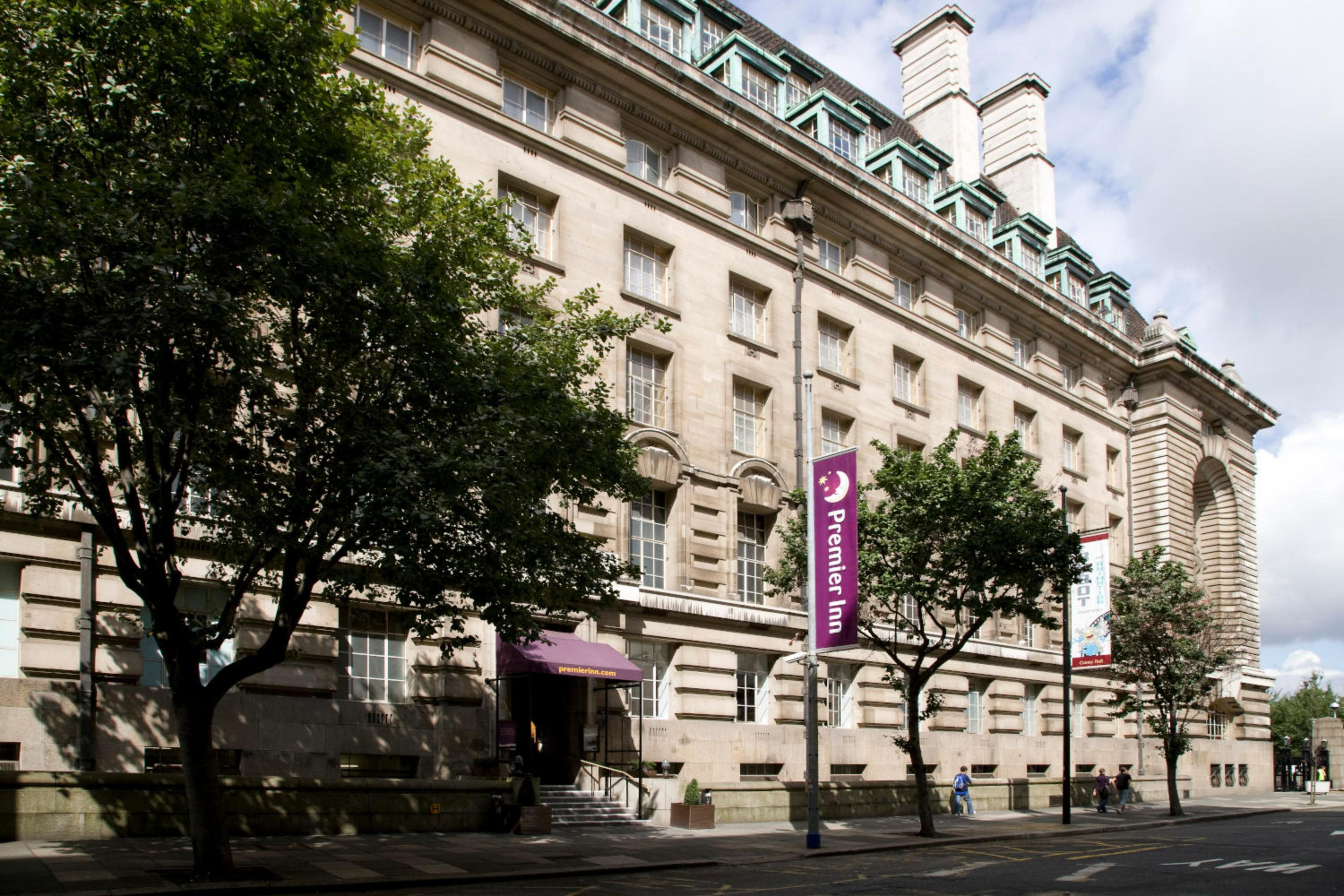 Premier Inn London County Hall Hotel