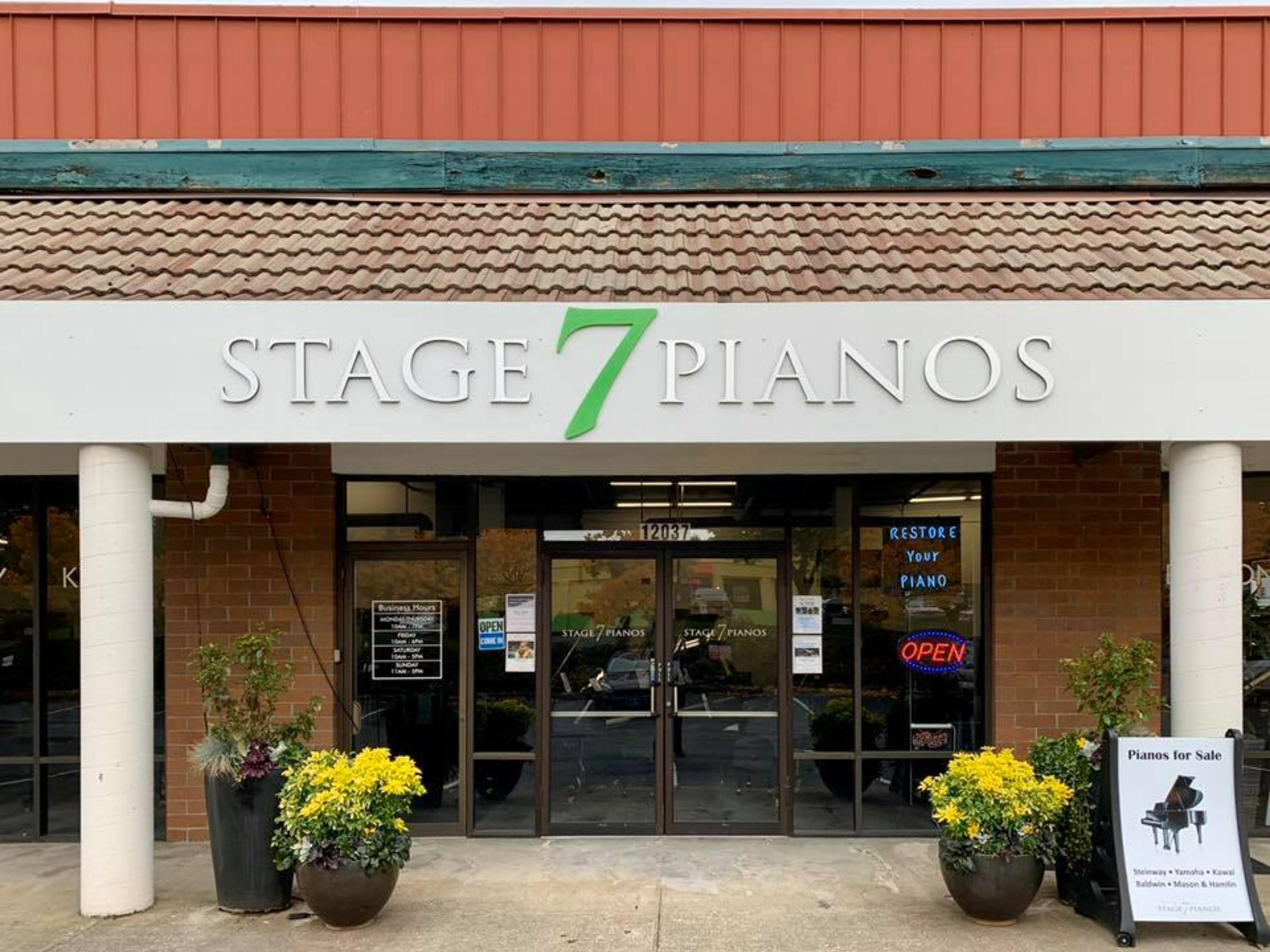 Stage 7 Pianos