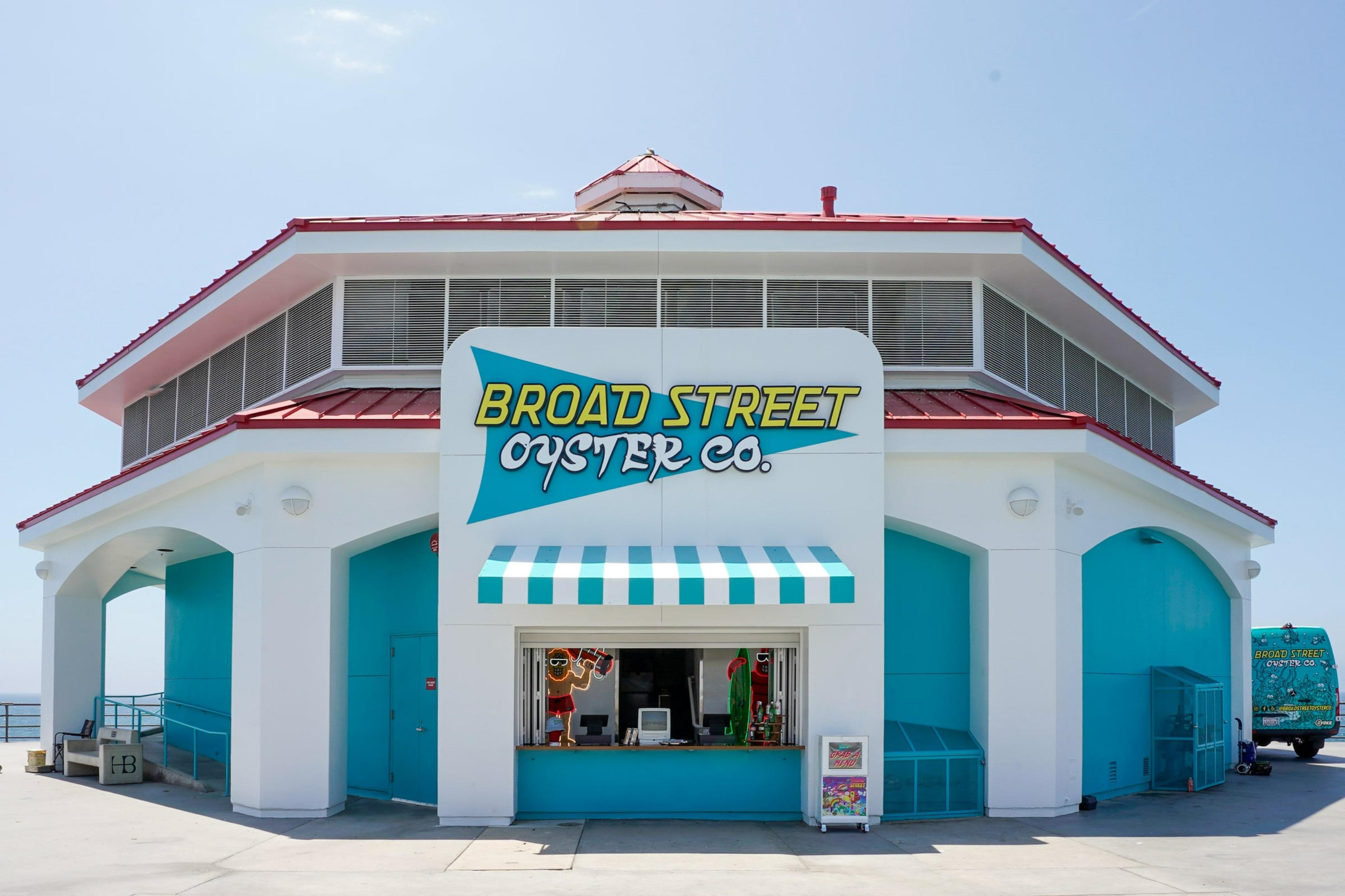 Broad Street Oyster Company - Huntington Beach Pier
