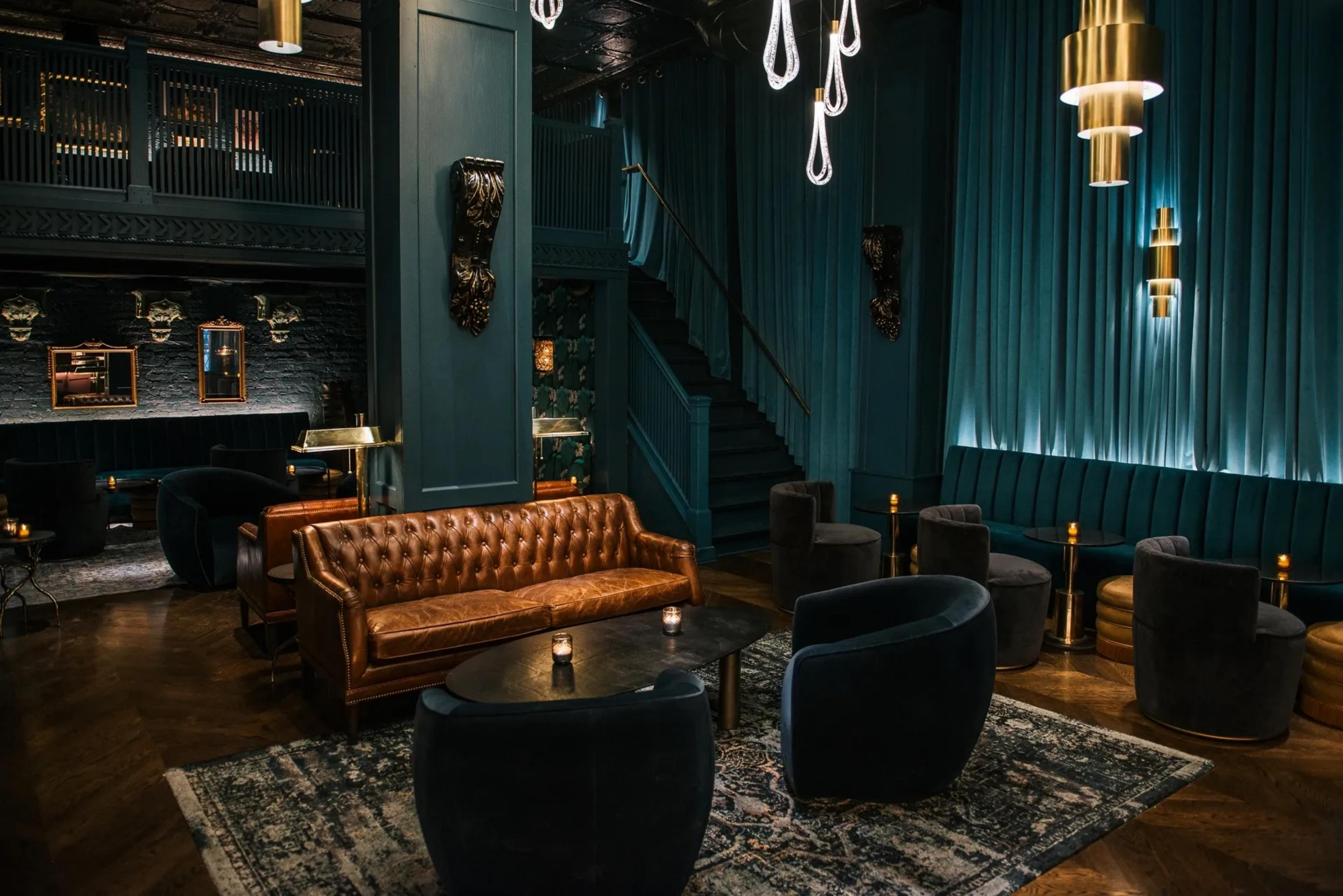 The Pearl Club's Dramatic Design Erases All Traces of a Dive Bar