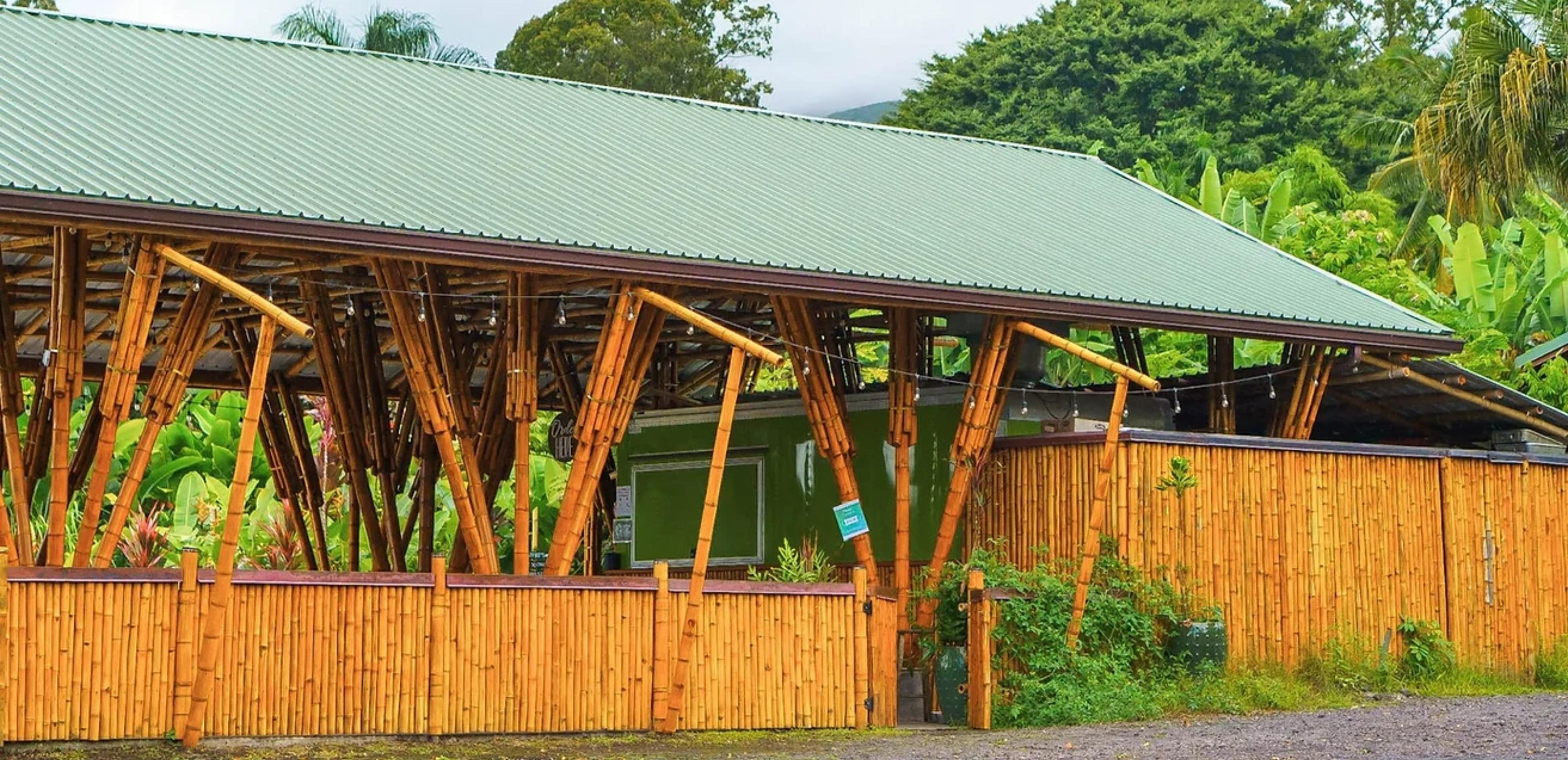 Hāna Farms Roadside Stand, Pizza Oven and Bakery