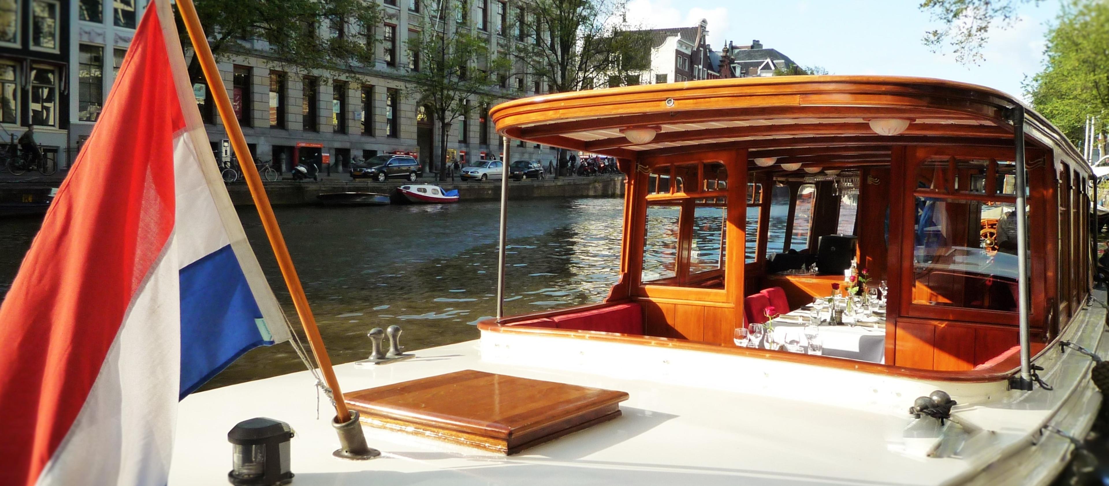 Amsterdam Jewel Cruises | Dinner Cruises | Sailing Restaurant