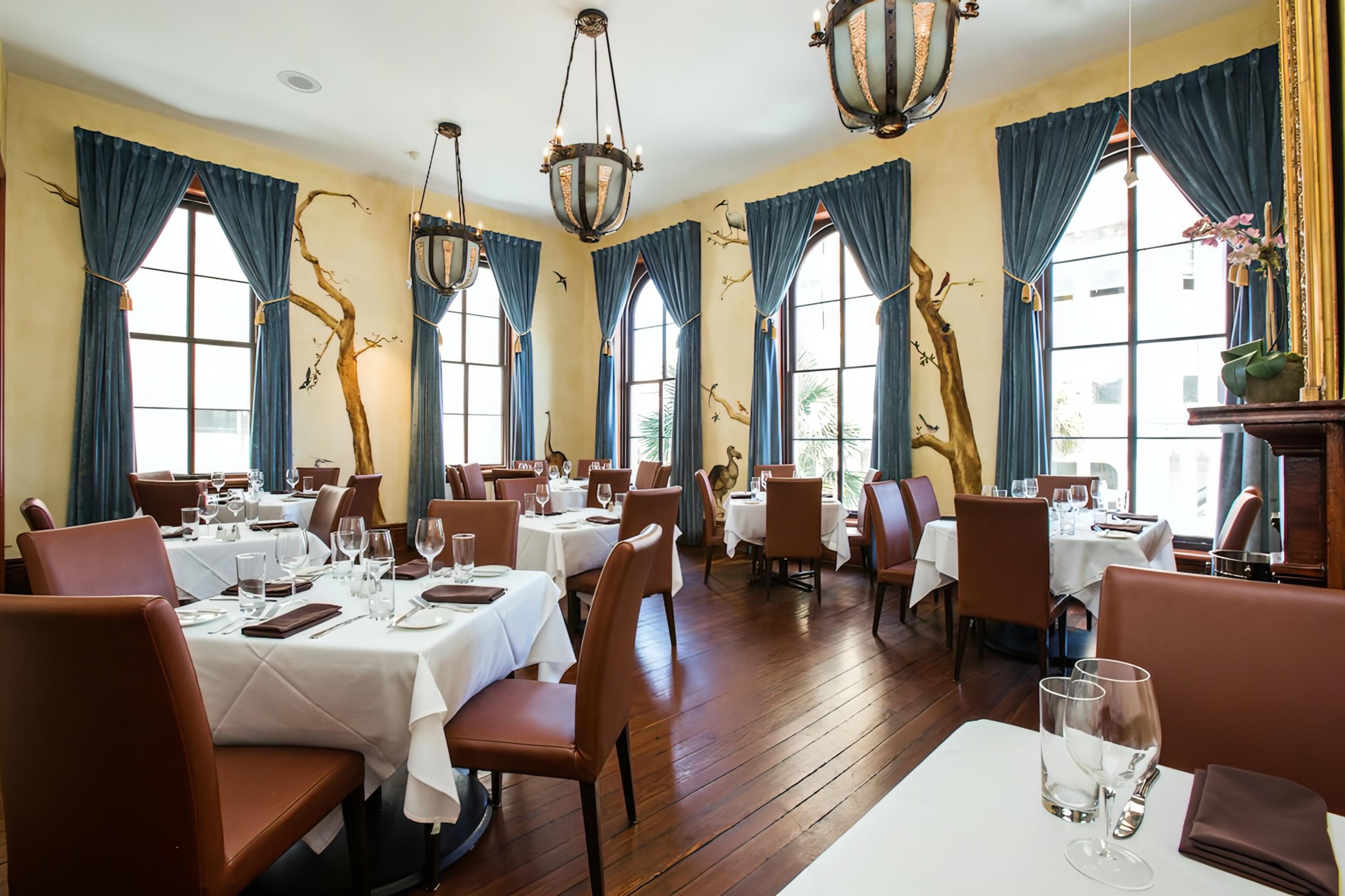 Oak Steakhouse - Charleston