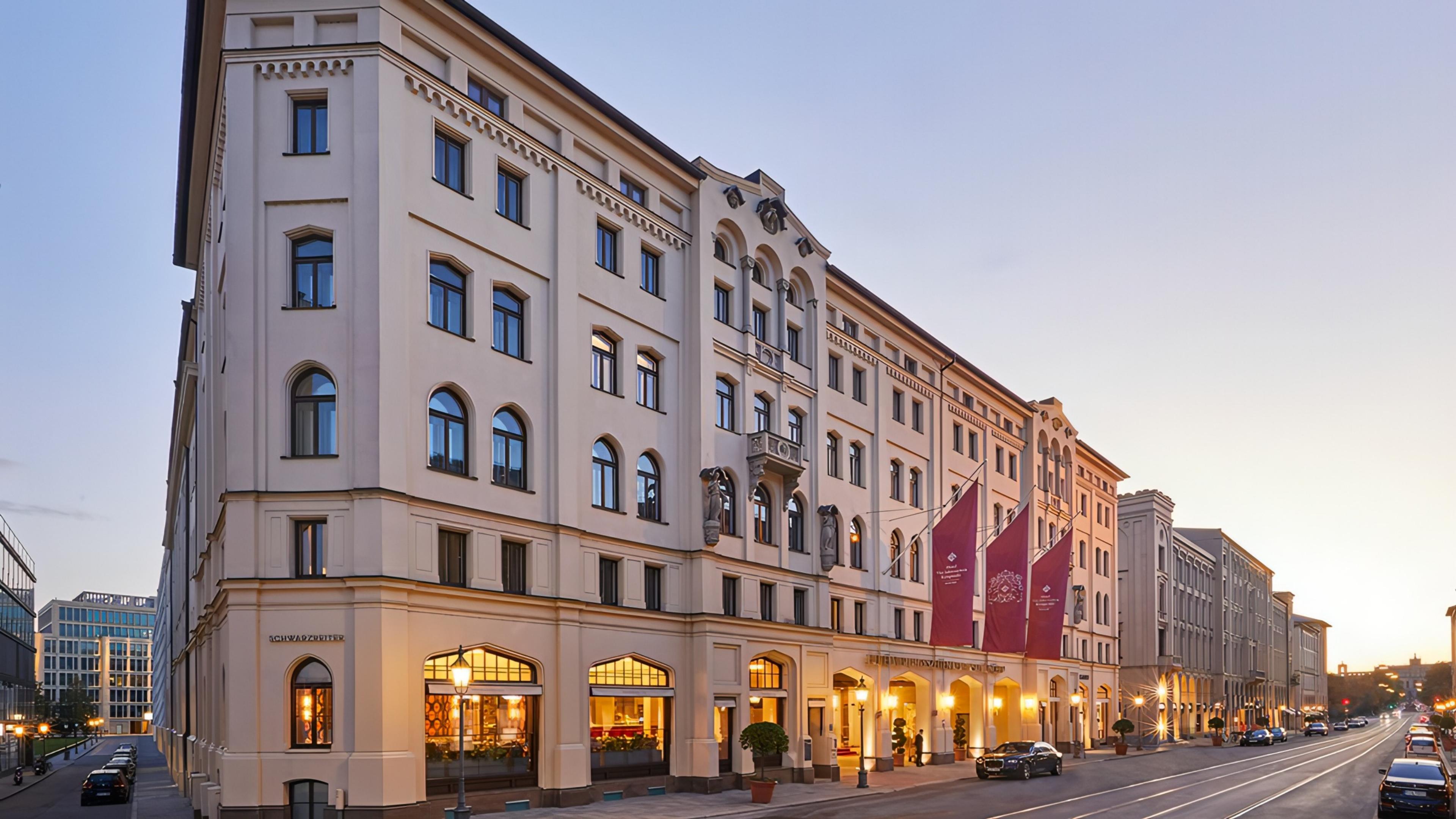 Hotel Vier Jahreszeiten Kempinski Munich - Munich, Germany