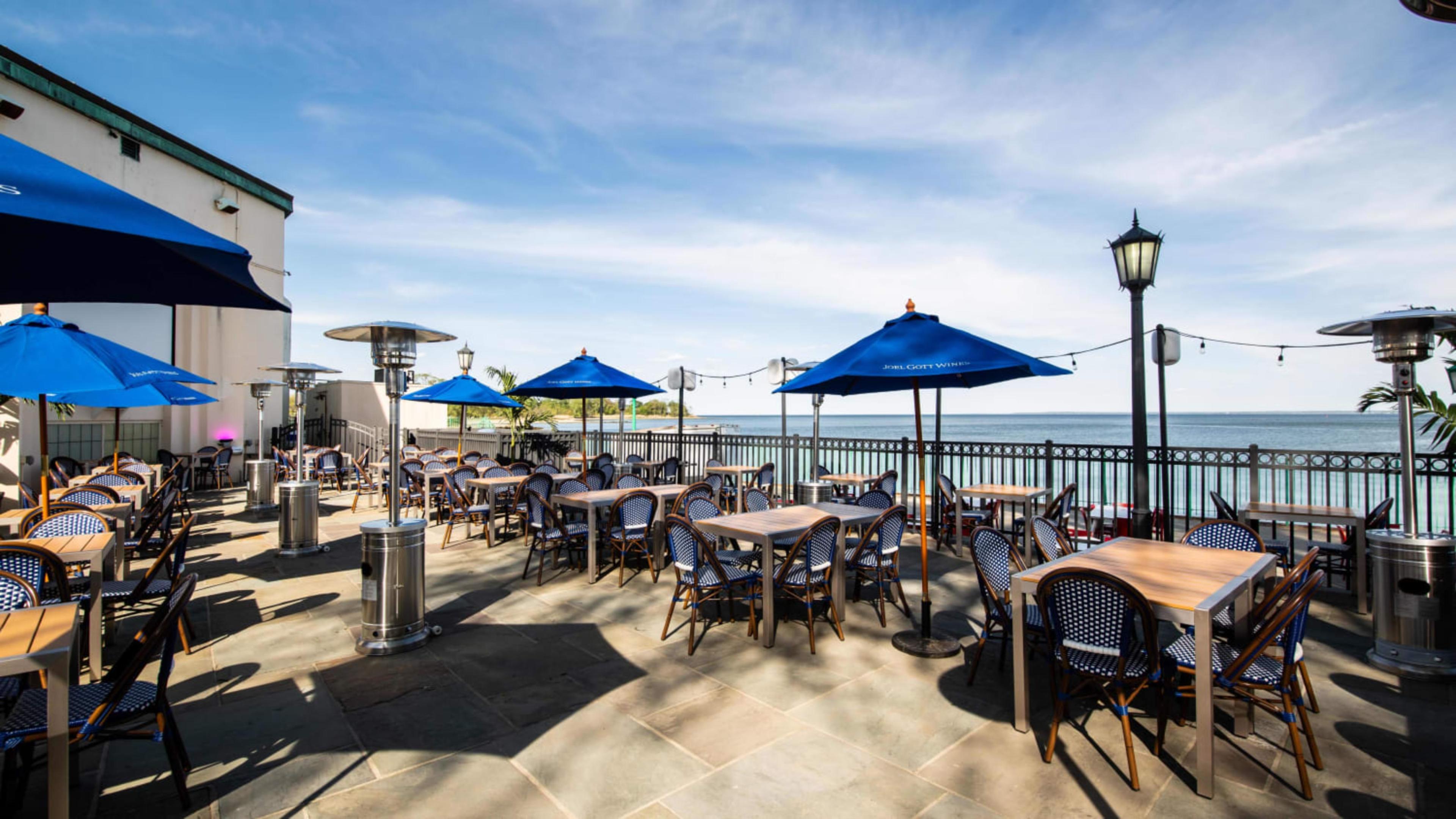 Tiki Beach Pier Restaurant