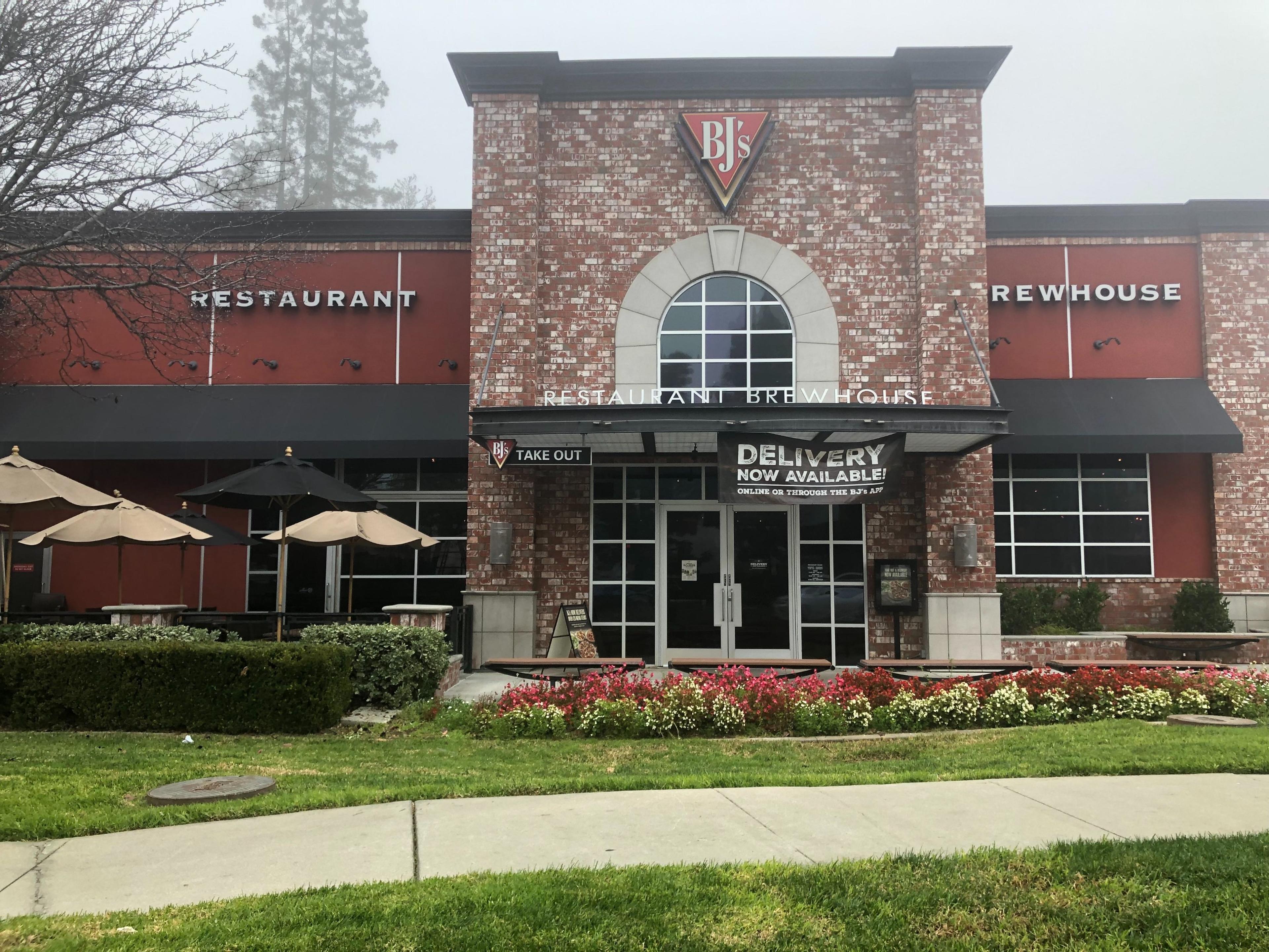 BJ's Restaurant & Brewhouse - Cupertino