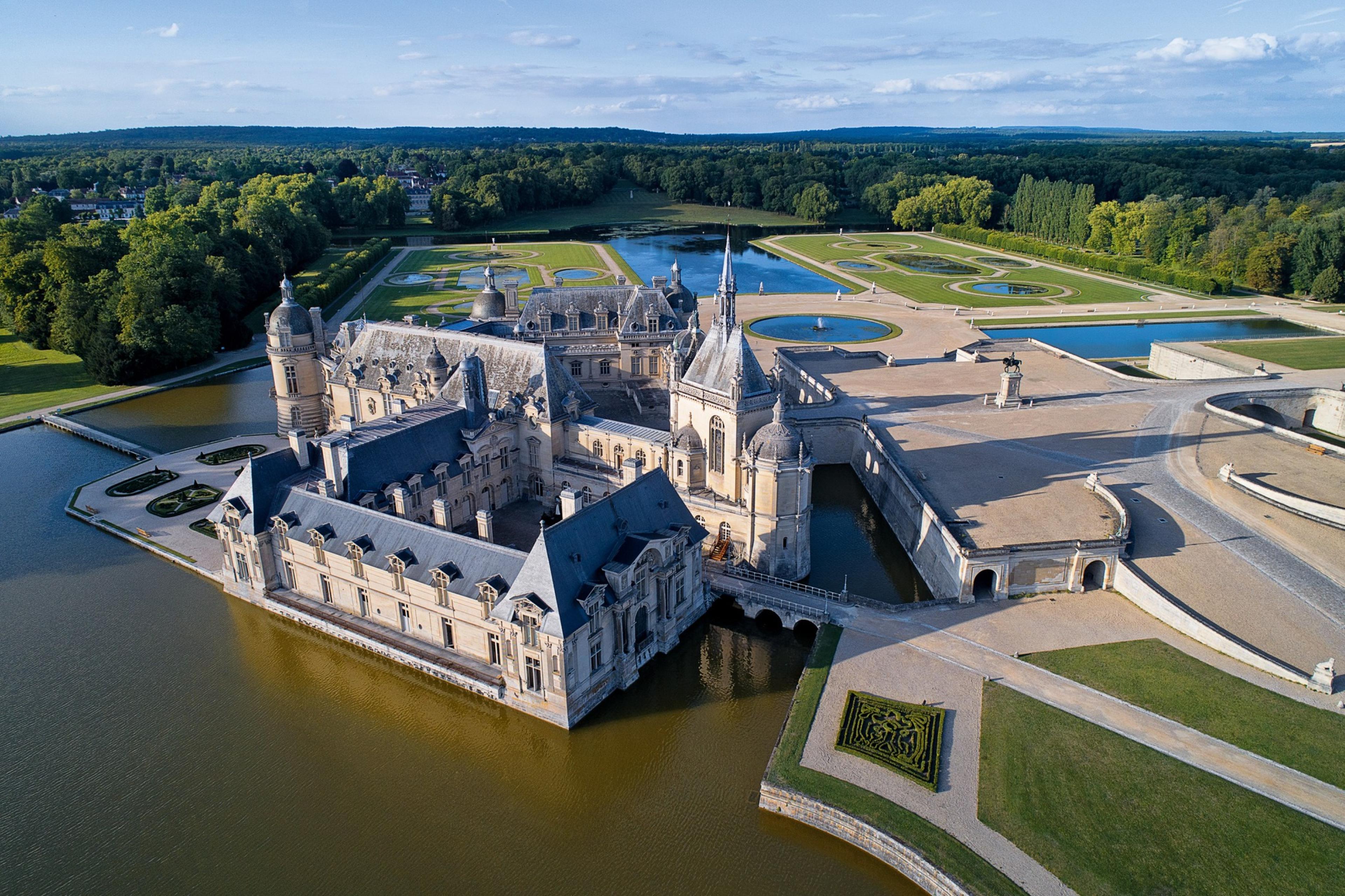 Chantilly Castle - French Moments