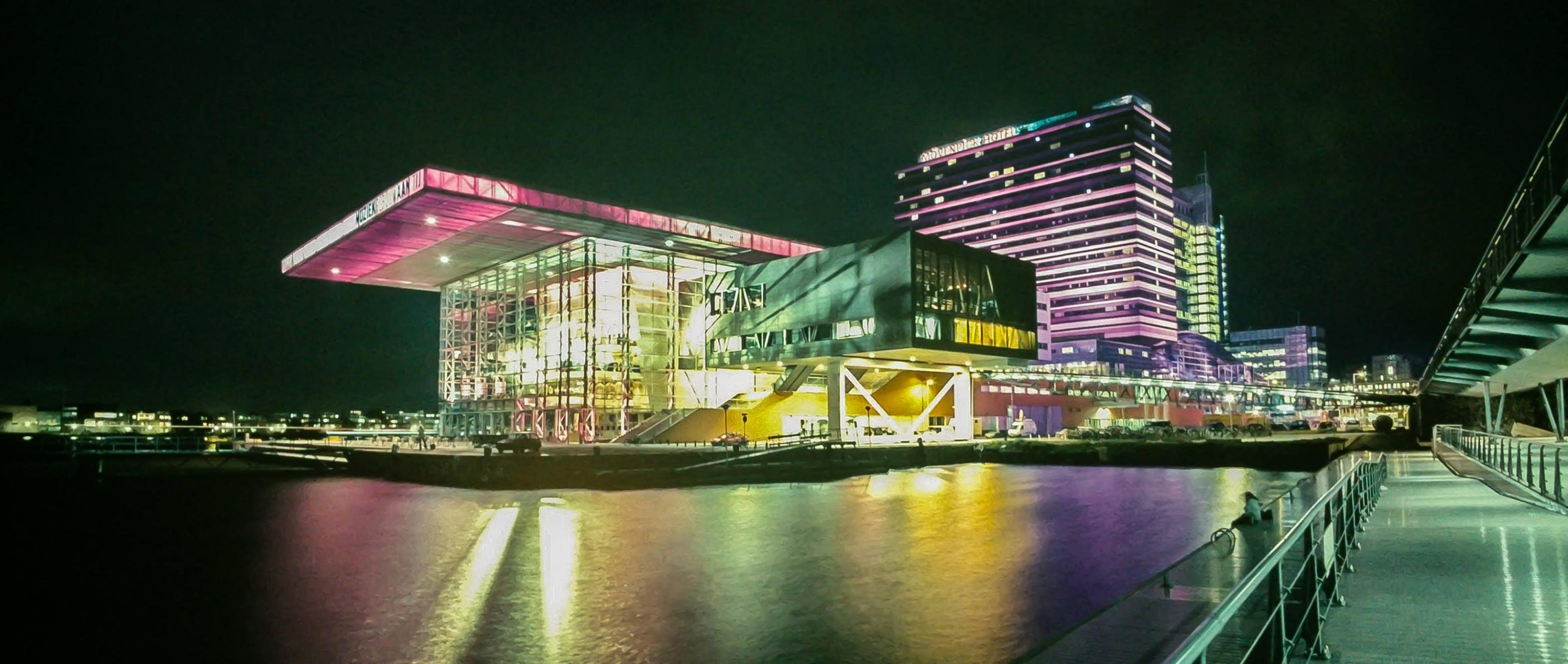 ijVENUES modern conferentiecentrum in Amsterdam
