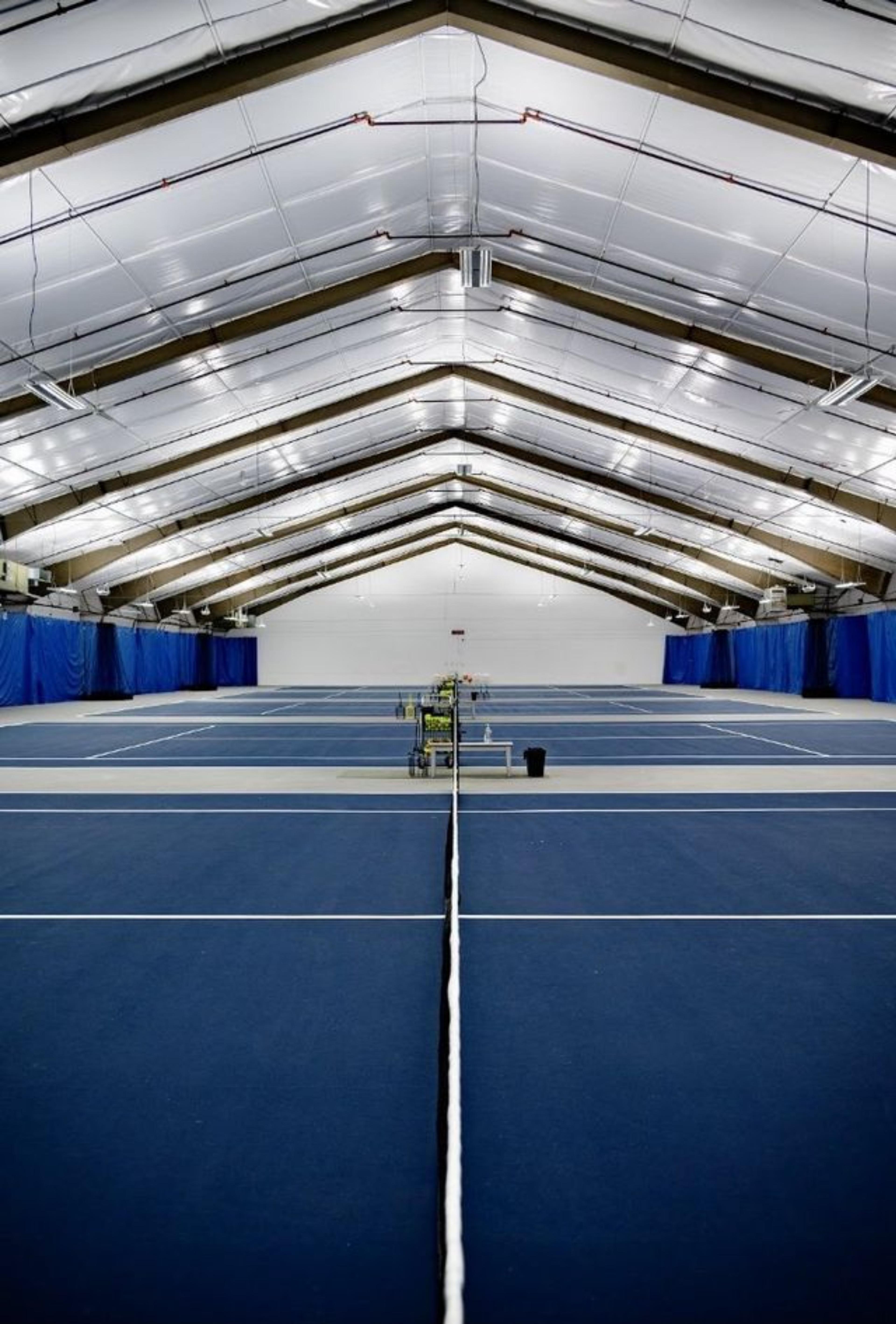 Strand Tennis Center