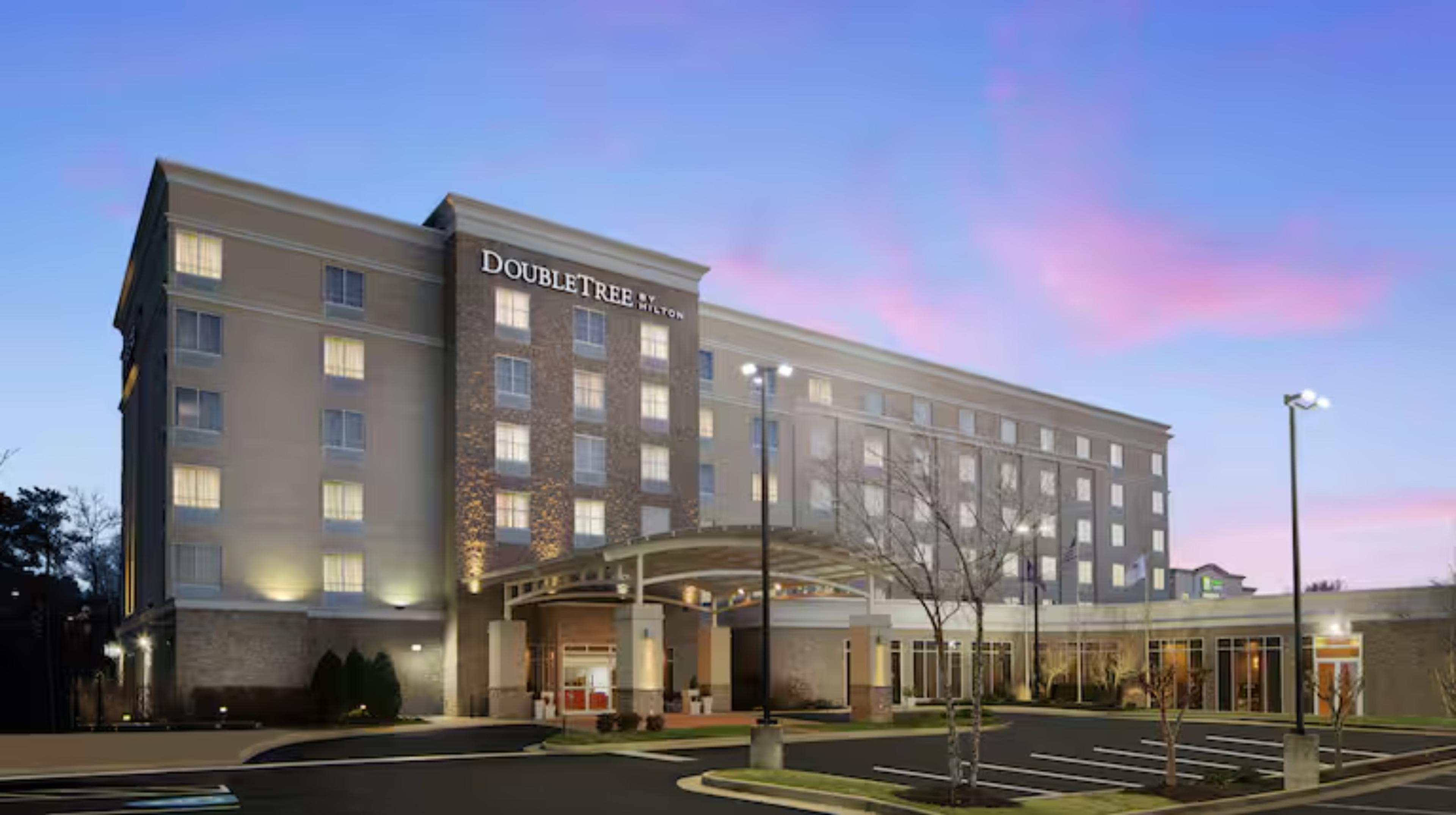 DoubleTree by Hilton Richmond Airport